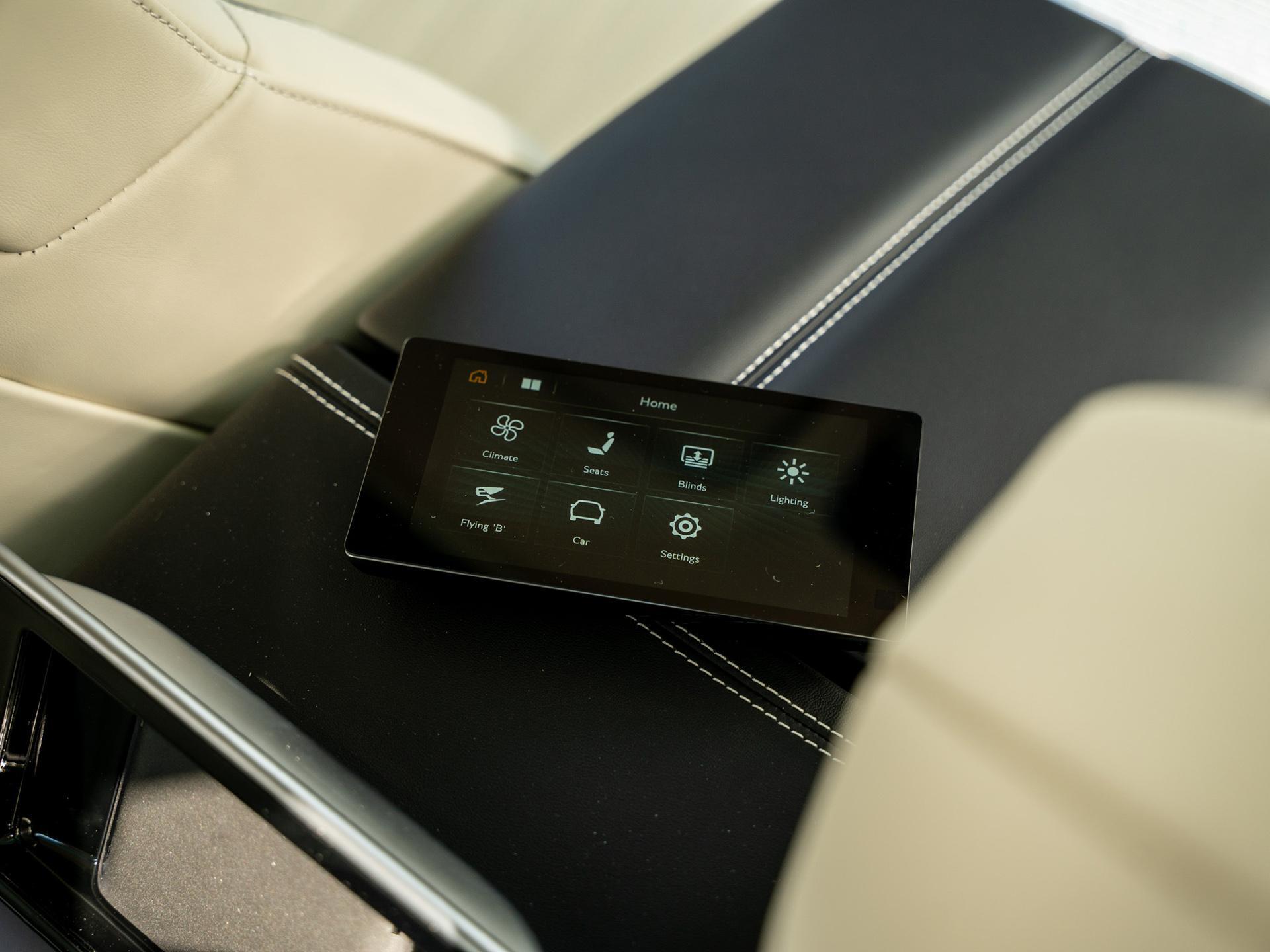 Bentley Flying Spur view 29