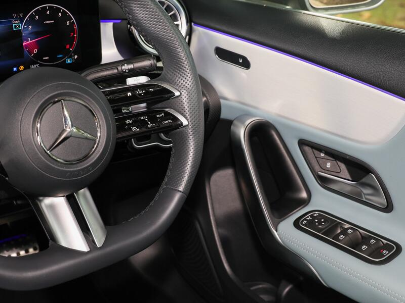 Mercedes-Benz A-Class view 12