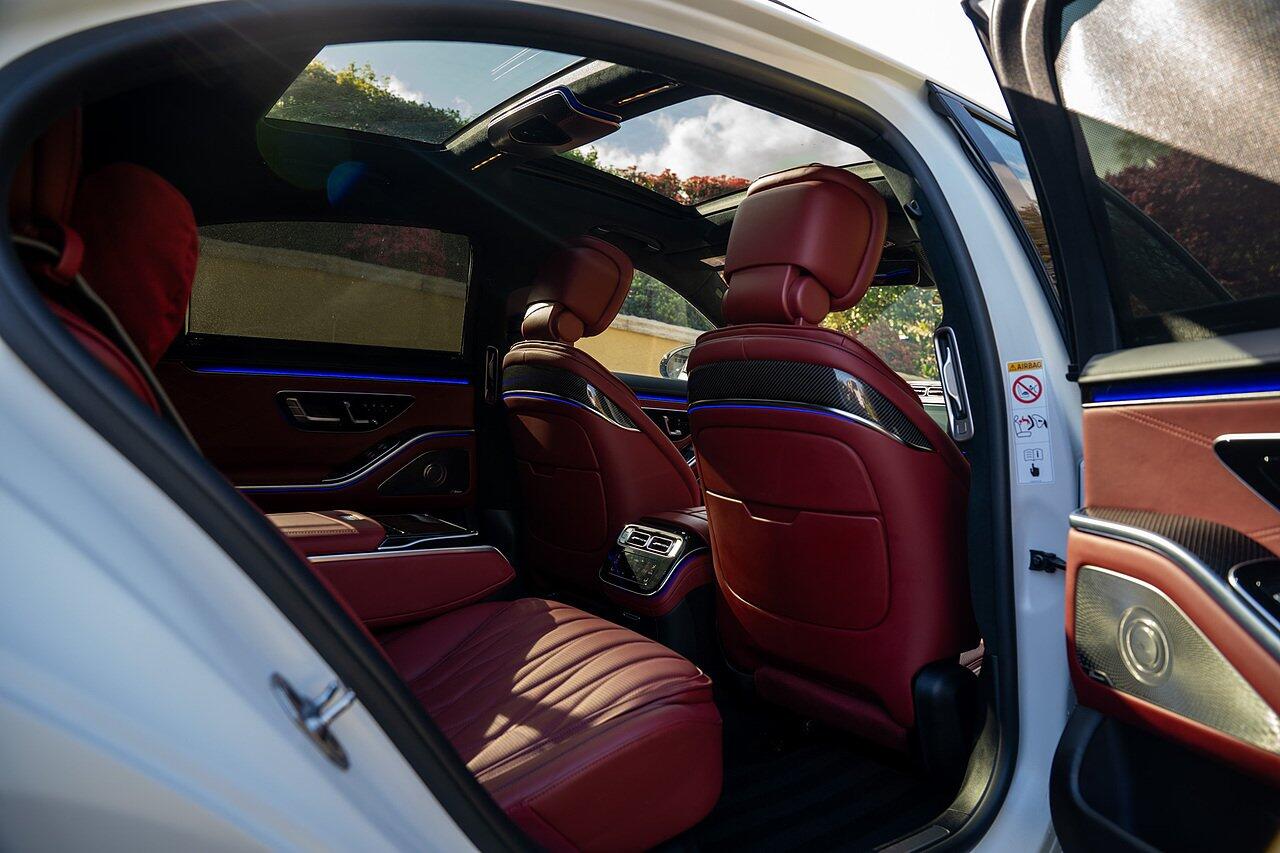 Mercedes-Benz S-Class view 109