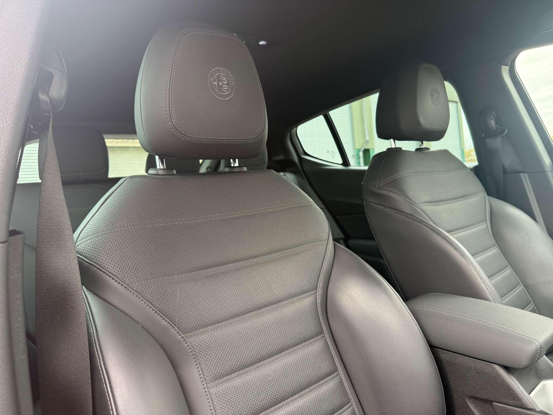 Alfa Romeo Tonale view 12