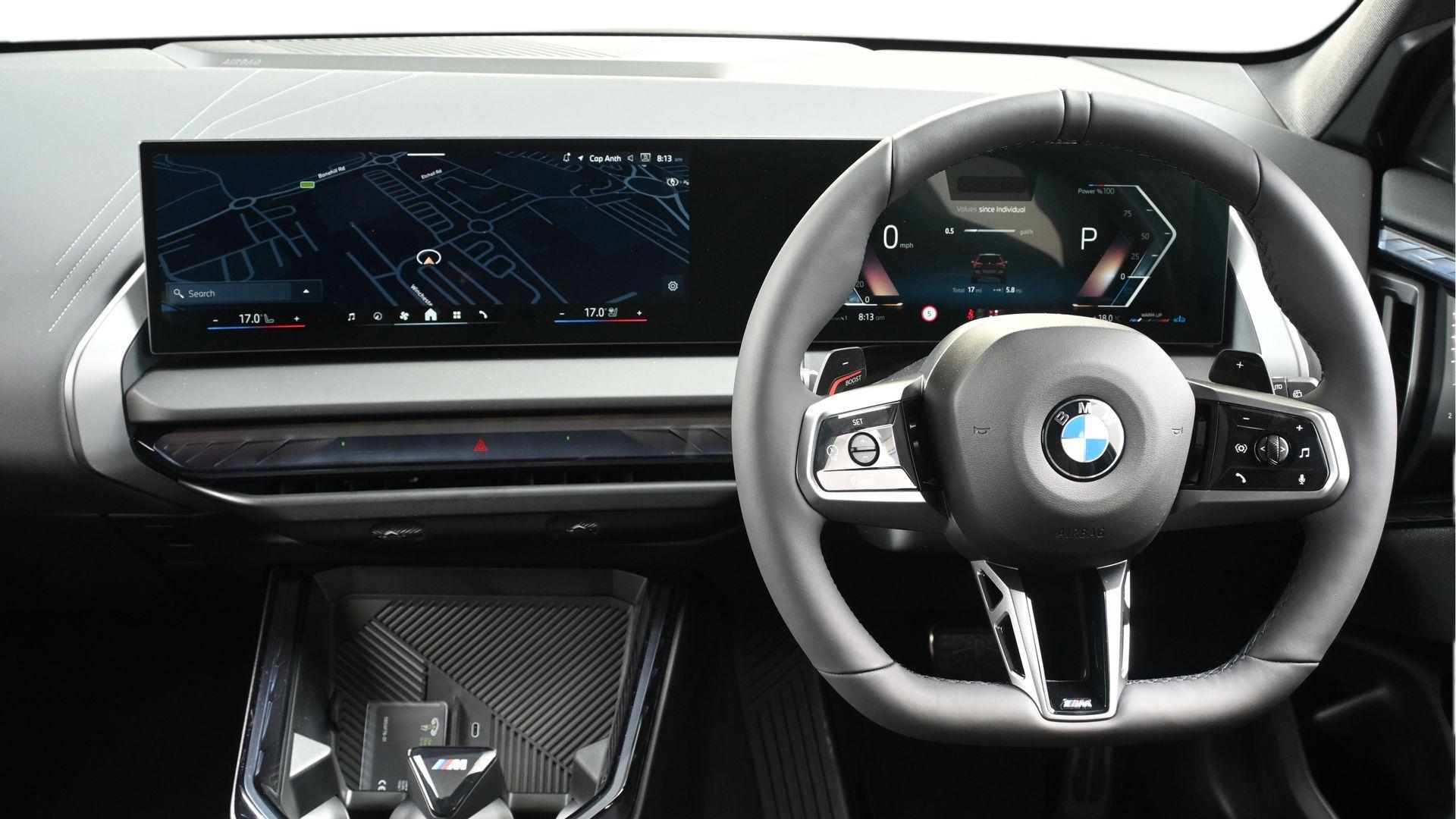 BMW X3 view 5