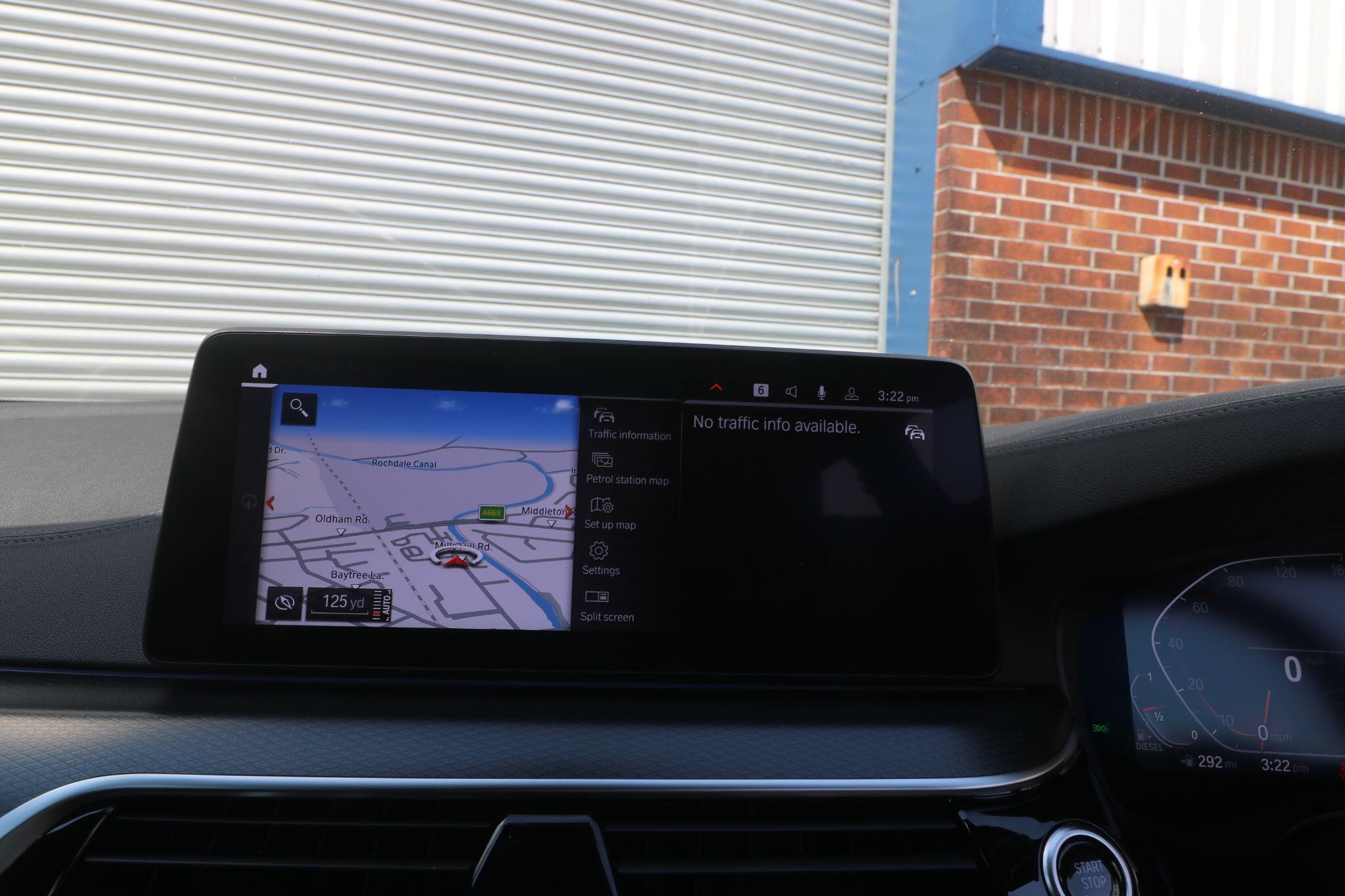 BMW 5 Series view 15