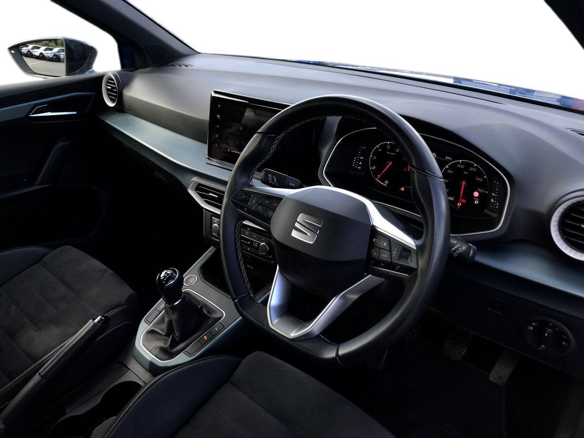 Seat Arona view 3