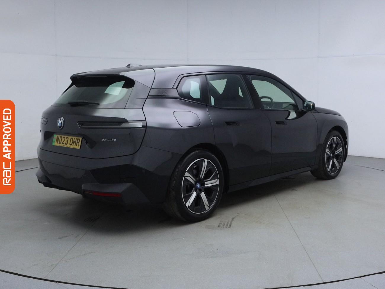 BMW iX view 34