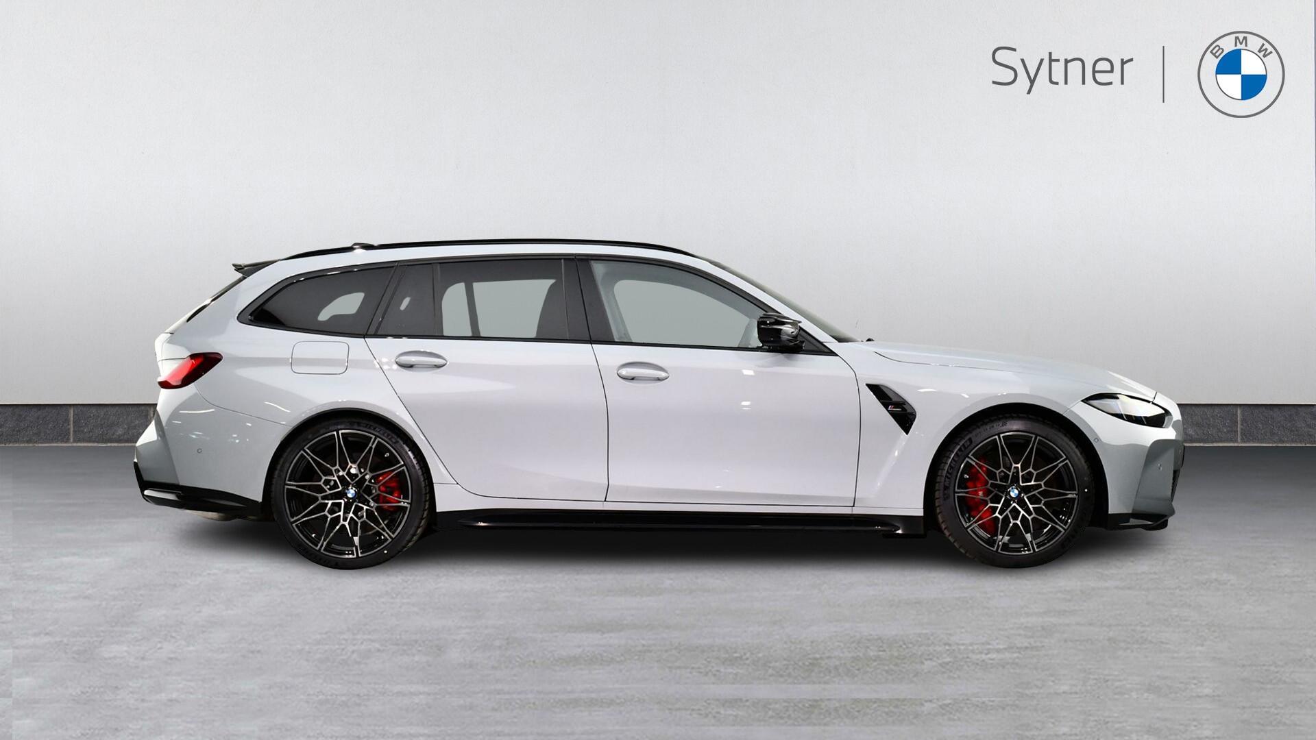 BMW M3 view 3