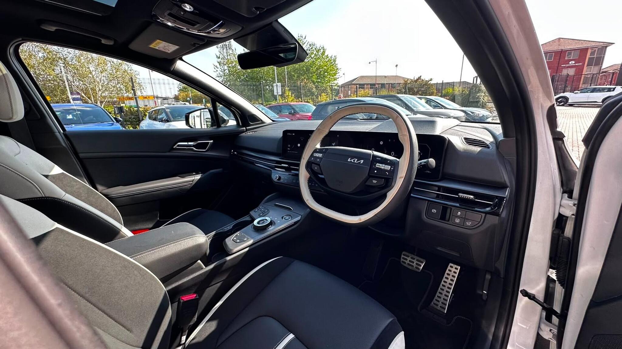Kia Sportage view 23