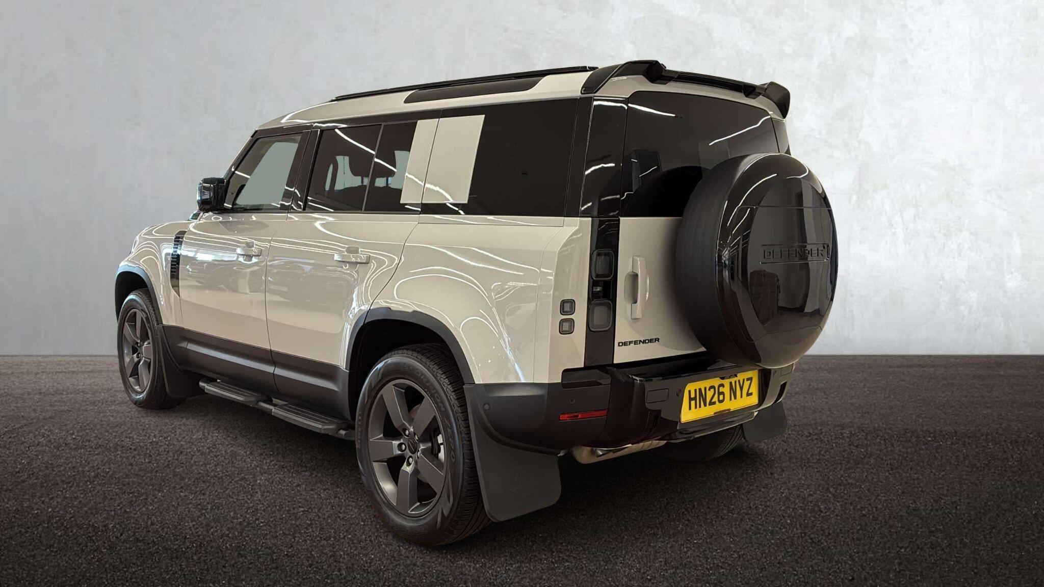 Land Rover Defender view 38