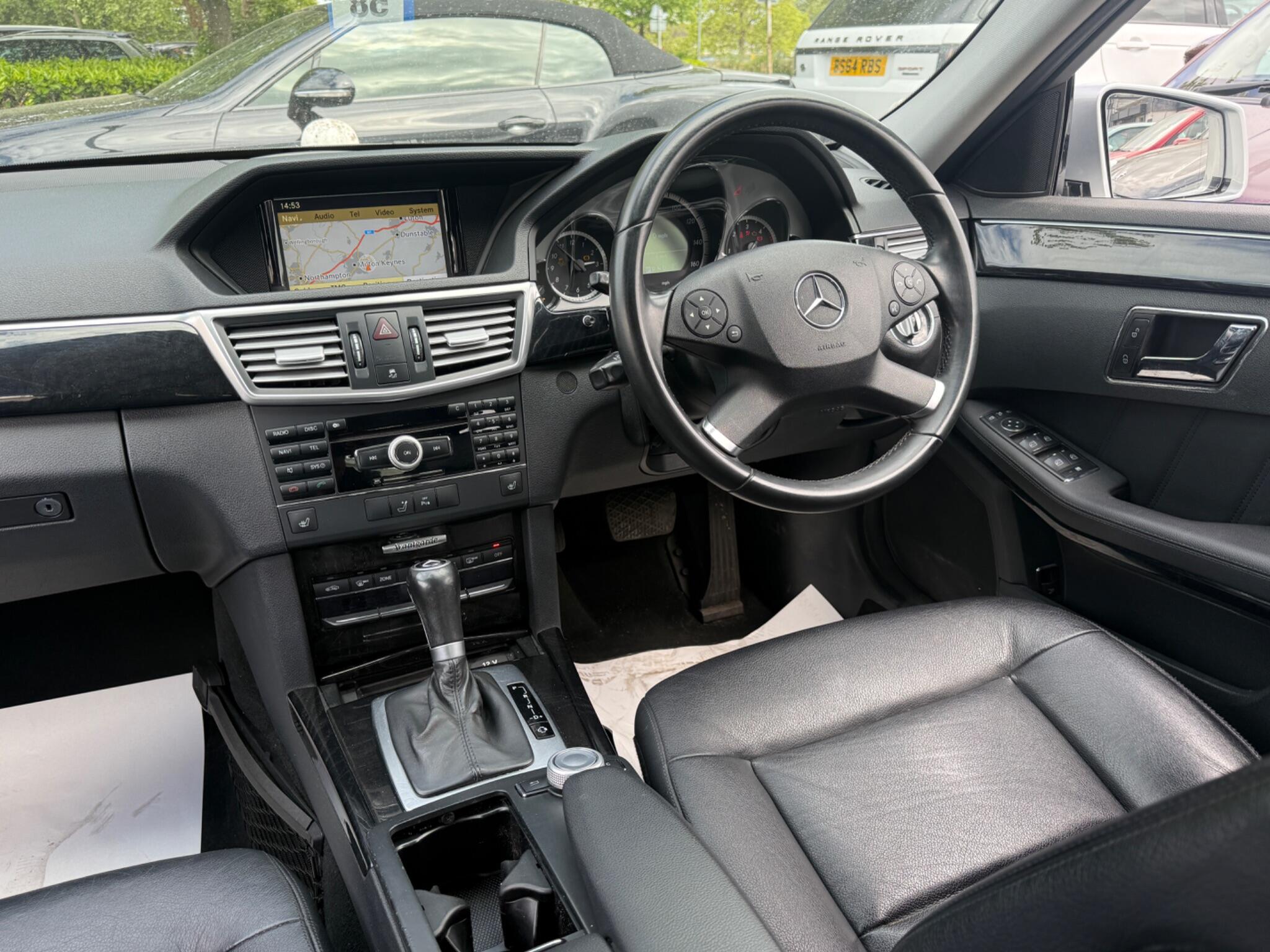 Mercedes-Benz E Class - Image 60