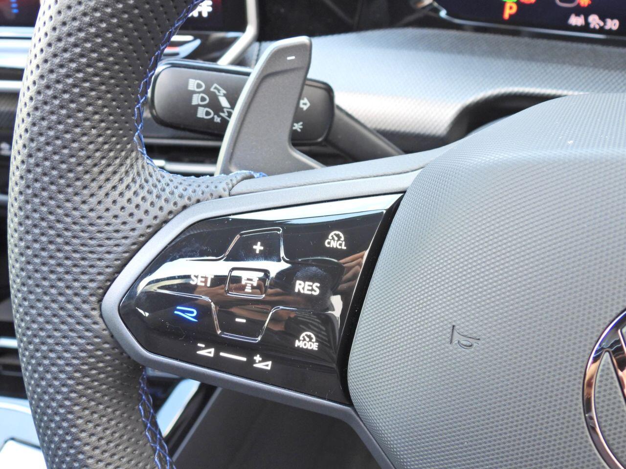 Volkswagen Golf view 49