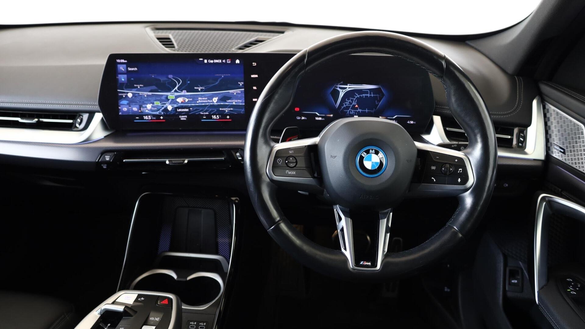 BMW iX1 view 5