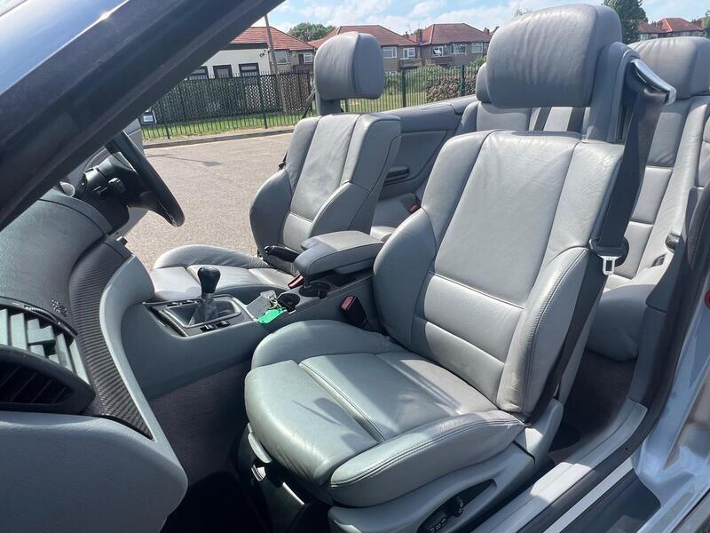 BMW 3 Series view 23