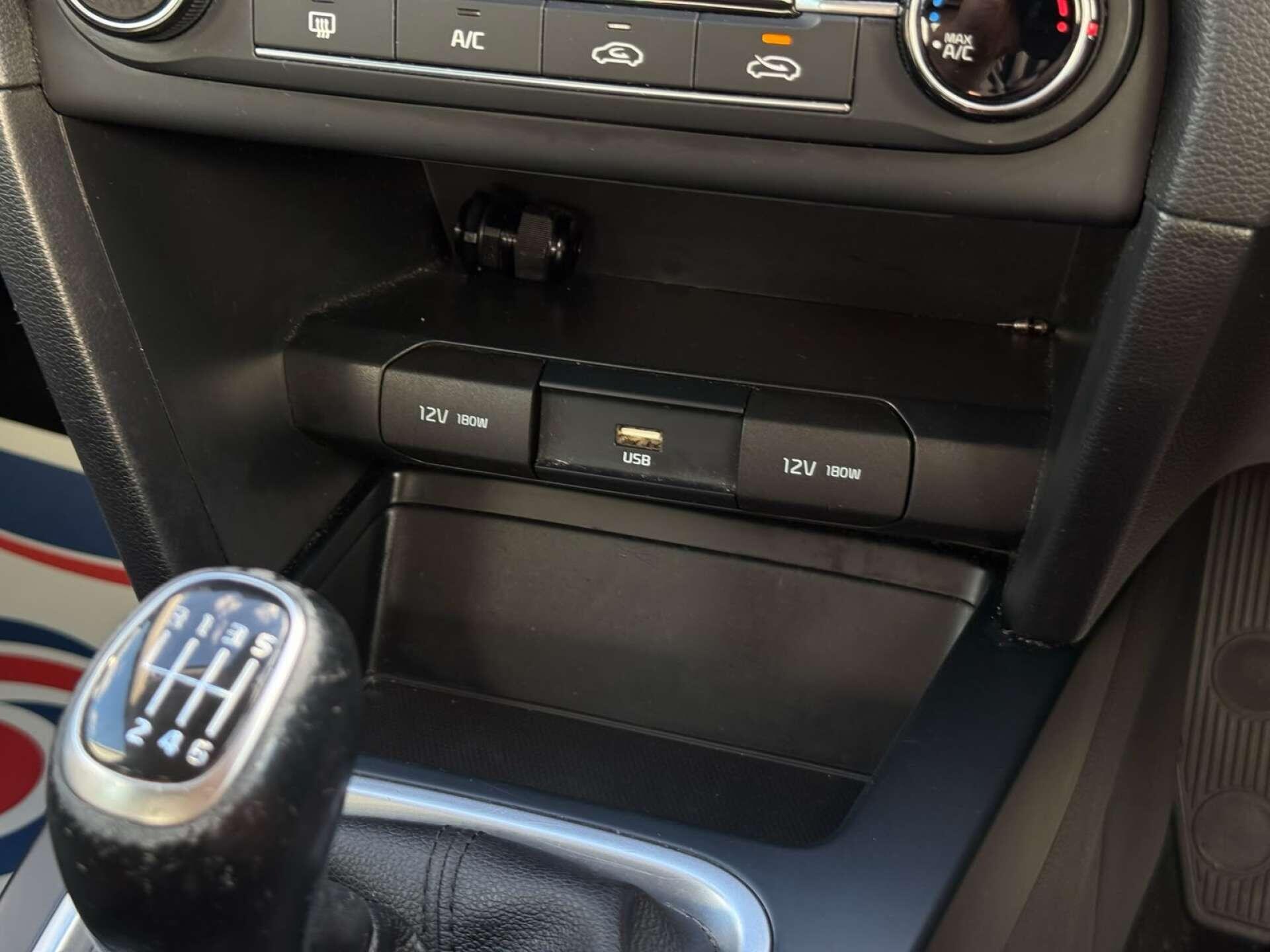 Kia Xceed view 60