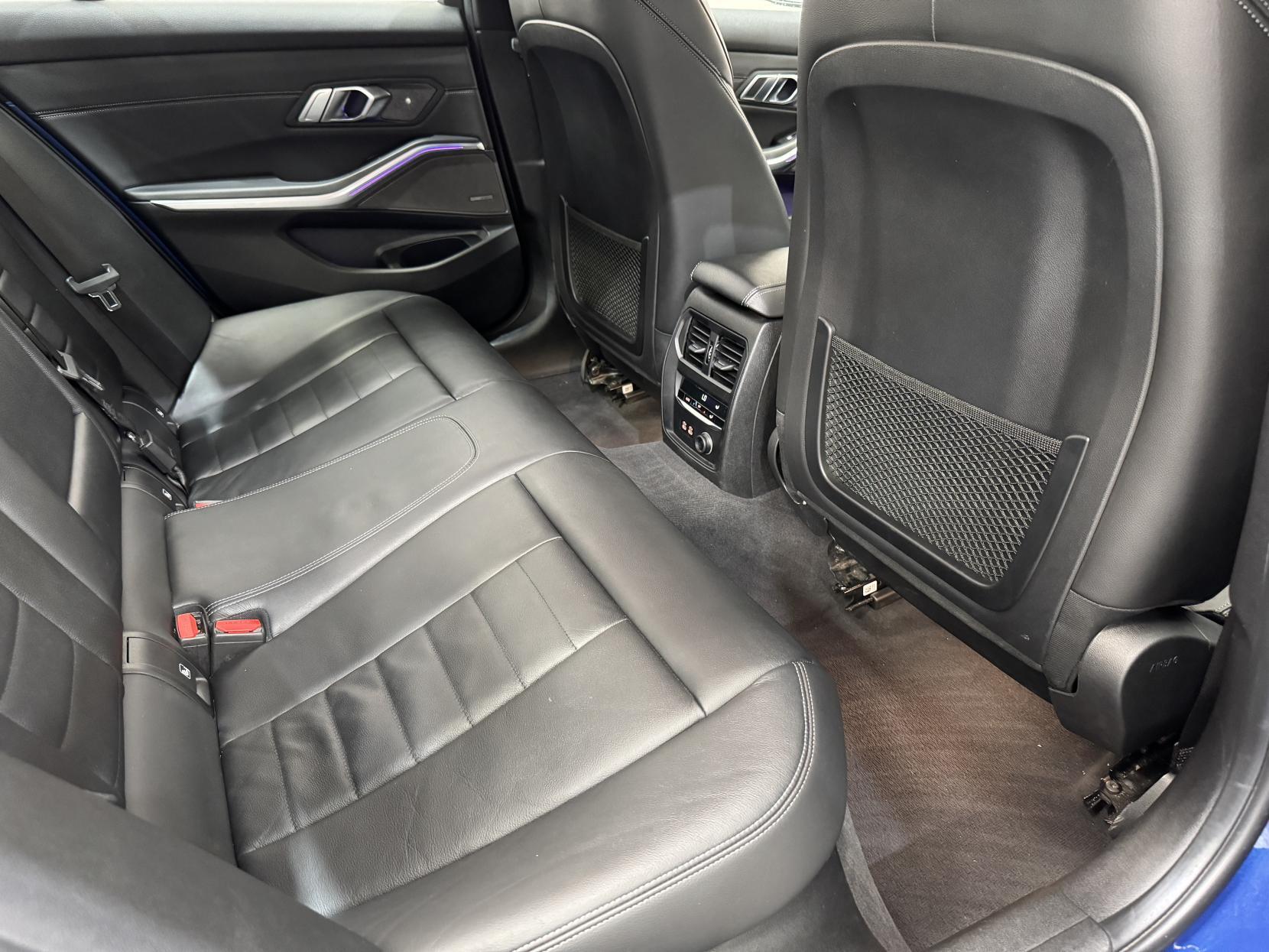 BMW 3 Series view 53