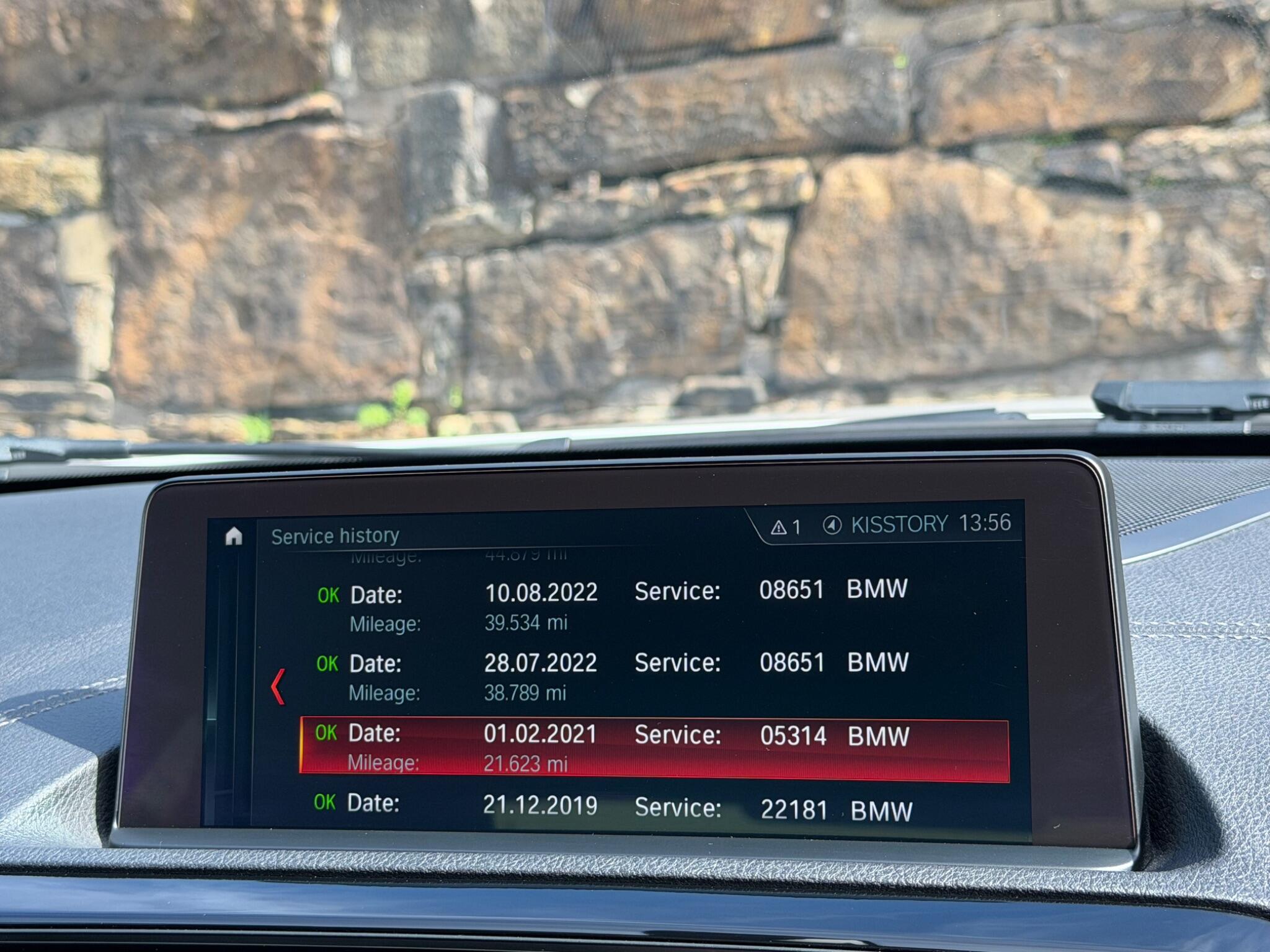 BMW 2 Series view 35