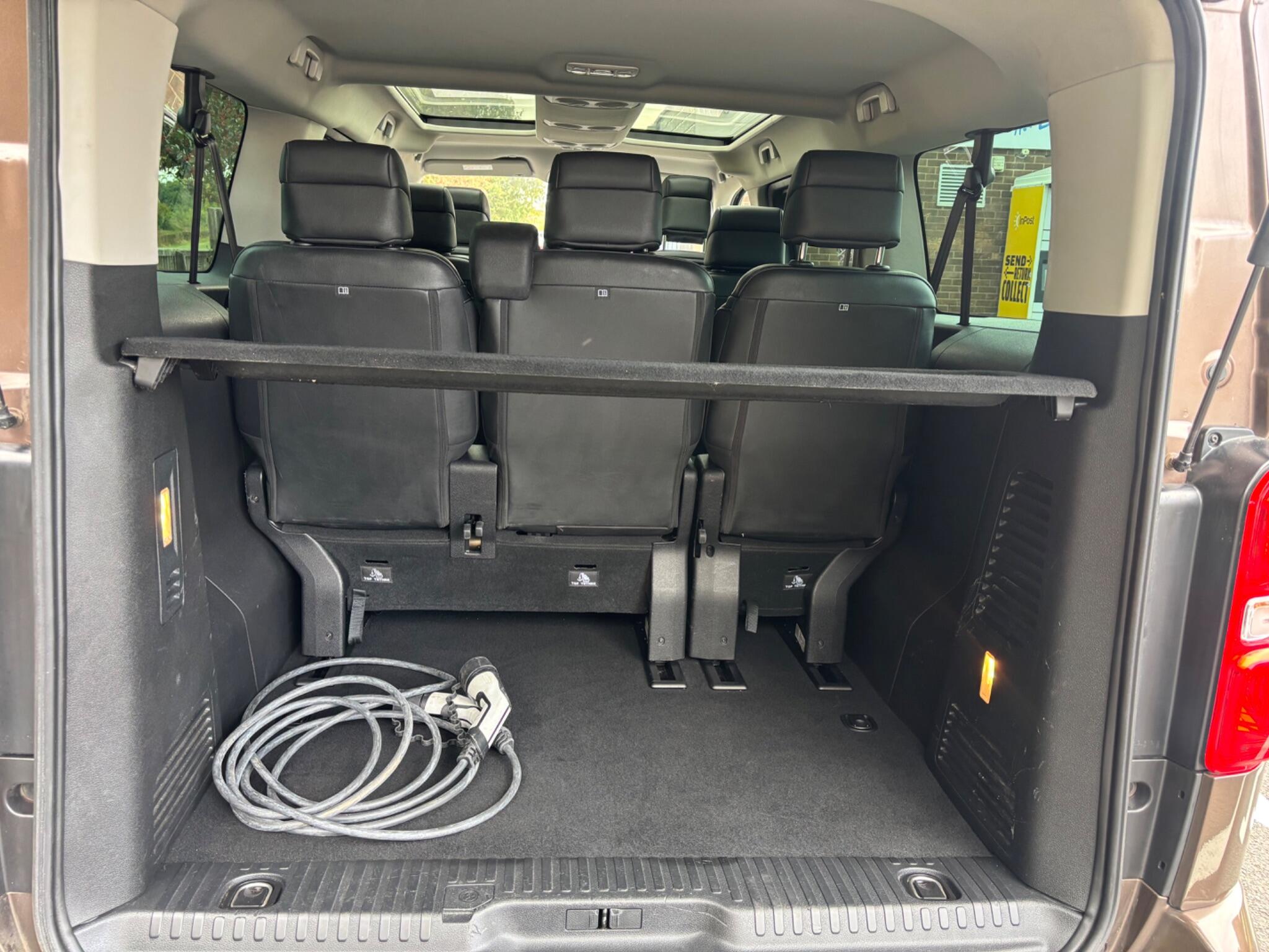 Vauxhall Vivaro Life Electric view 10