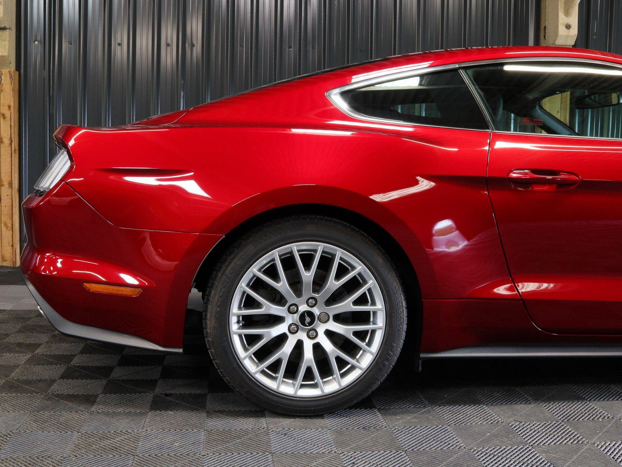 Ford Mustang view 42