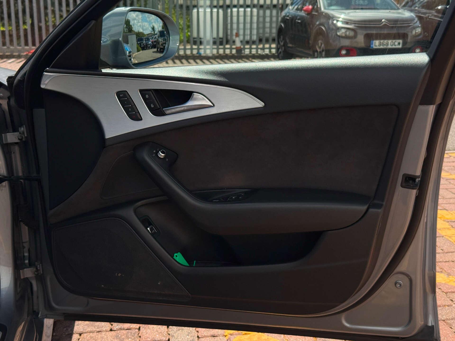 Audi A6 Saloon view 18