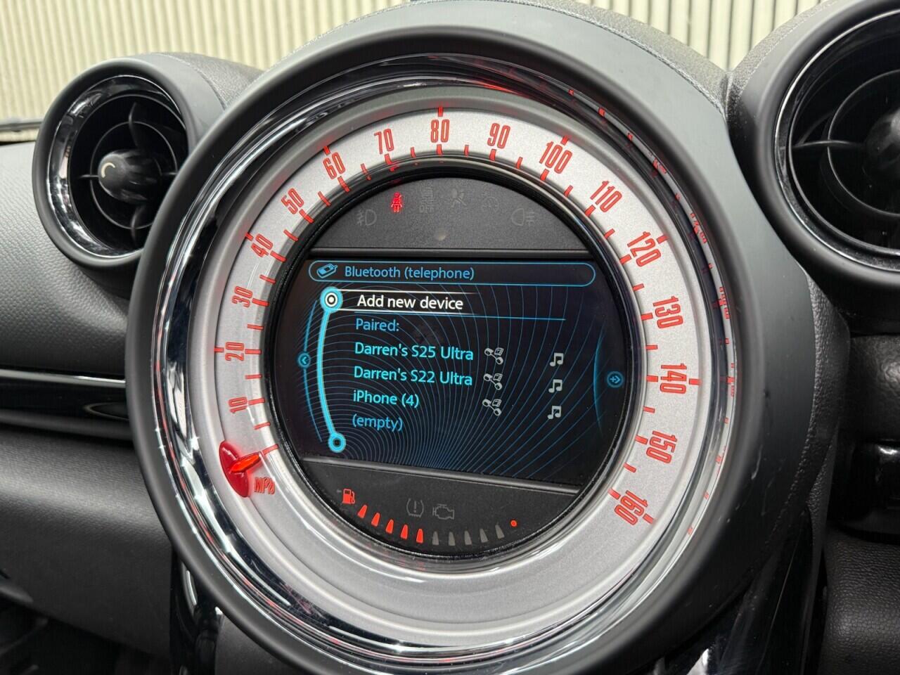 Mini Countryman view 17