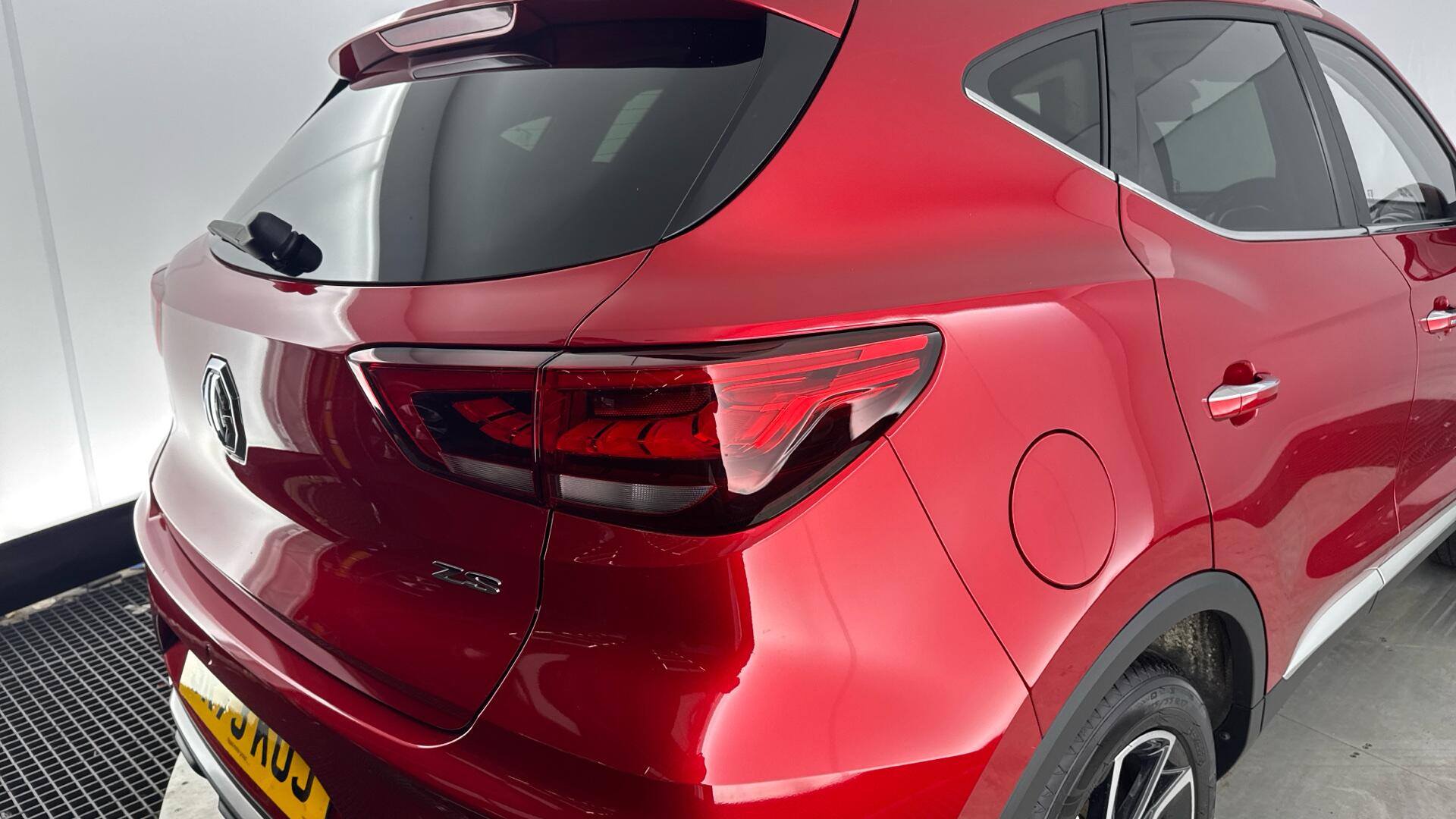 MG ZS view 18