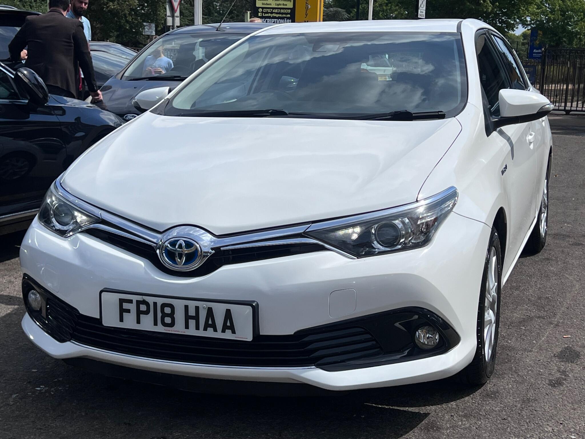 Toyota Auris view 6