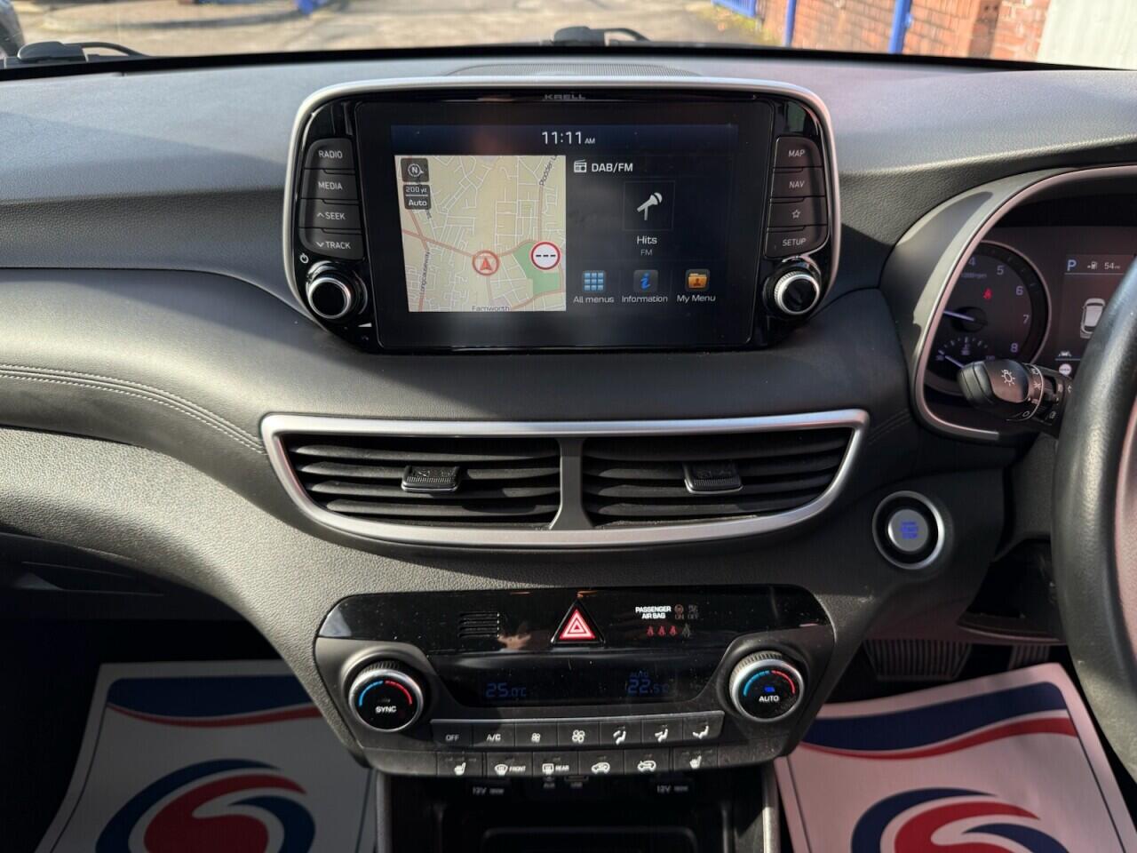Hyundai Tucson view 50