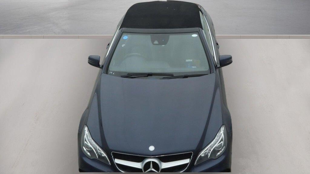 Mercedes-Benz E Class view 6