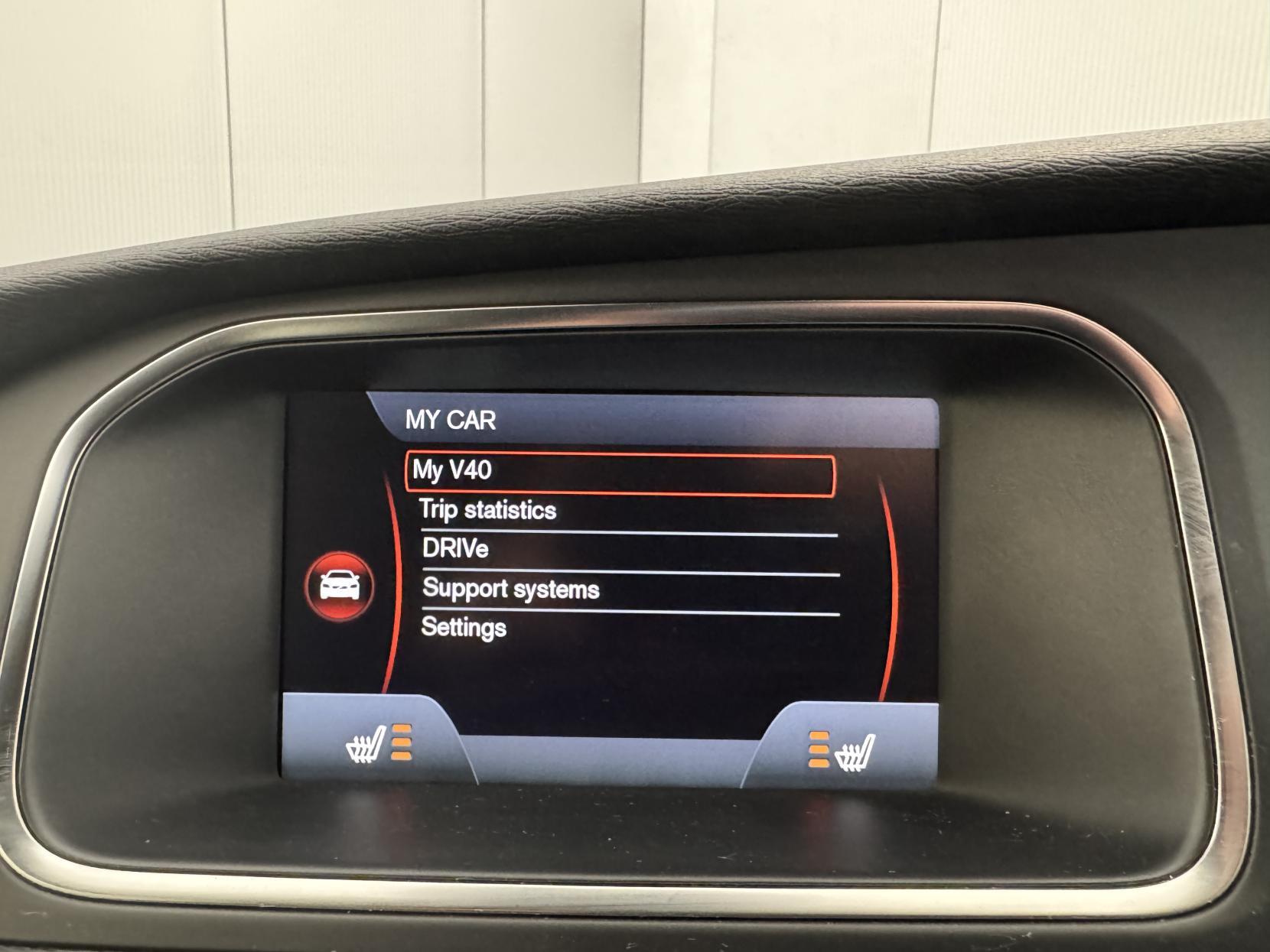 Volvo V40 view 68