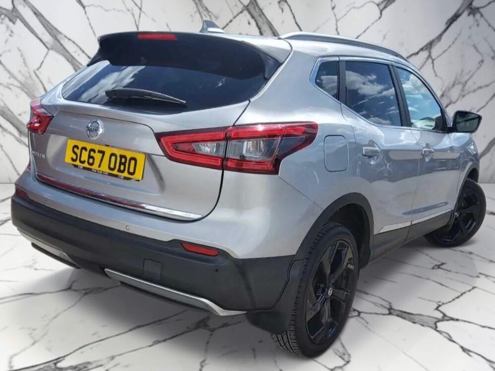 Nissan Qashqai view 2