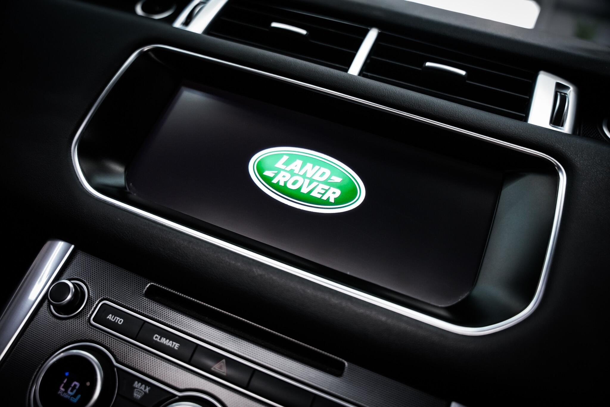 Land Rover Range Rover Sport view 39