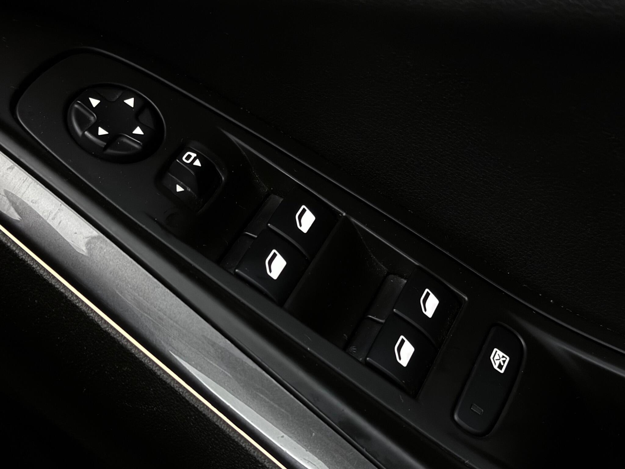 Vauxhall Grandland X view 20