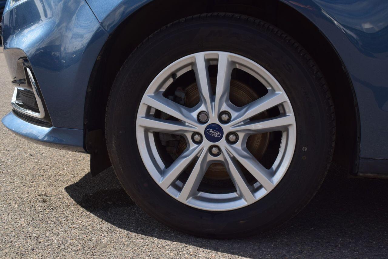 Ford Galaxy view 14