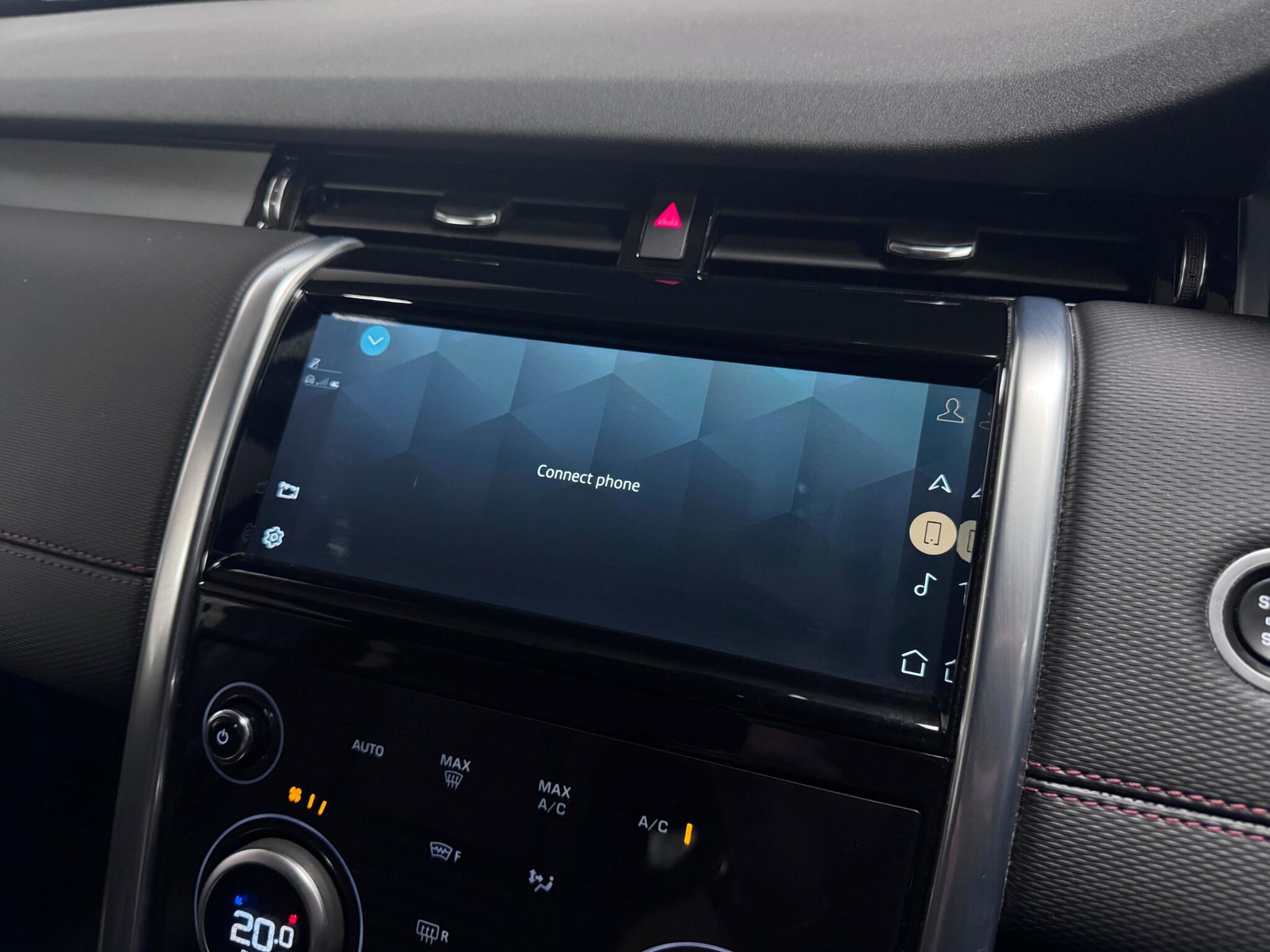 Land Rover Discovery Sport view 42