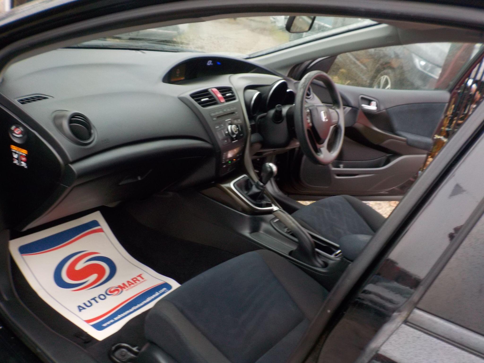 Honda Civic 1.4 i-VTEC SE Euro 5 (s/s) 5dr