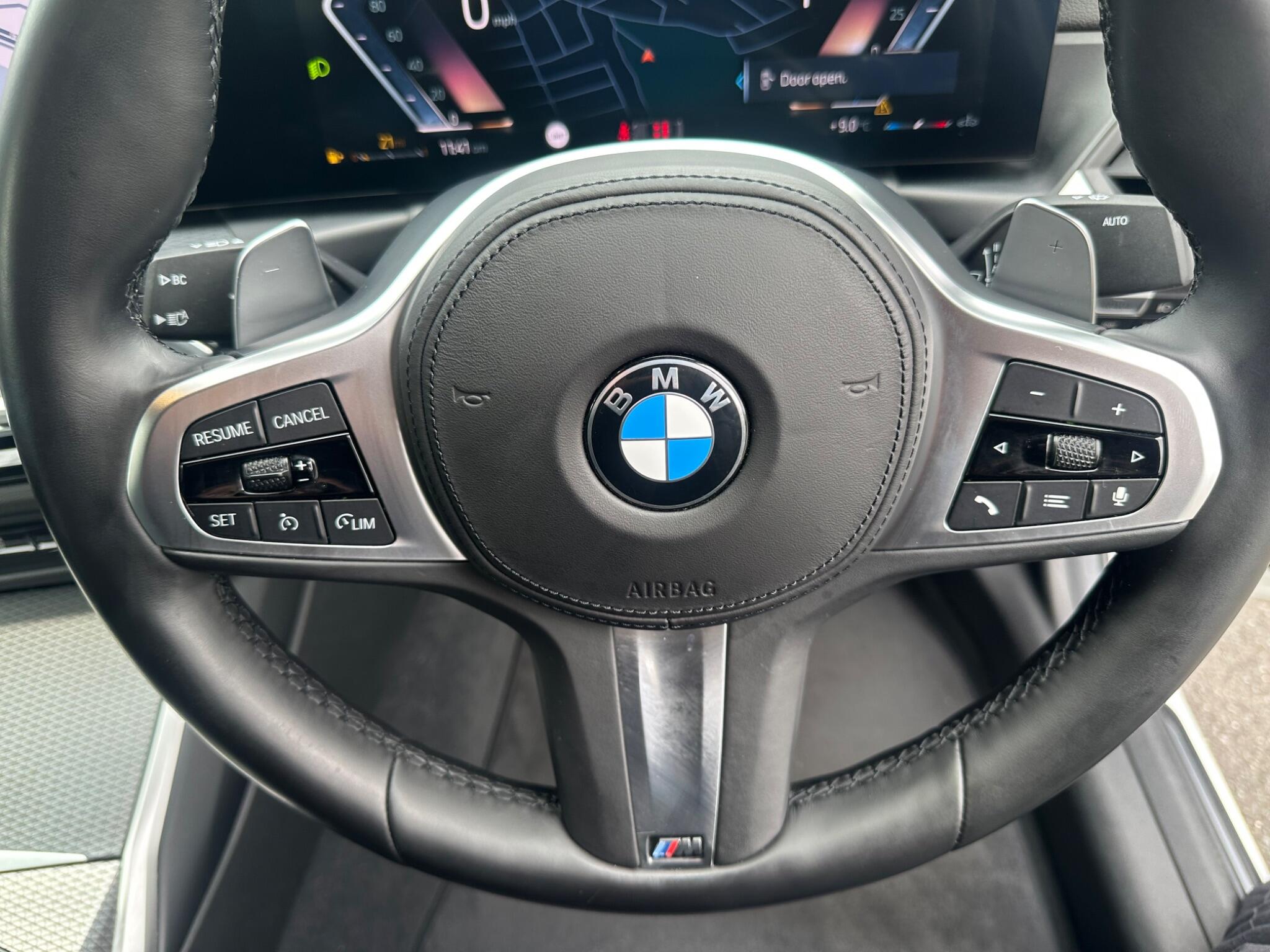 BMW 3 Series view 33