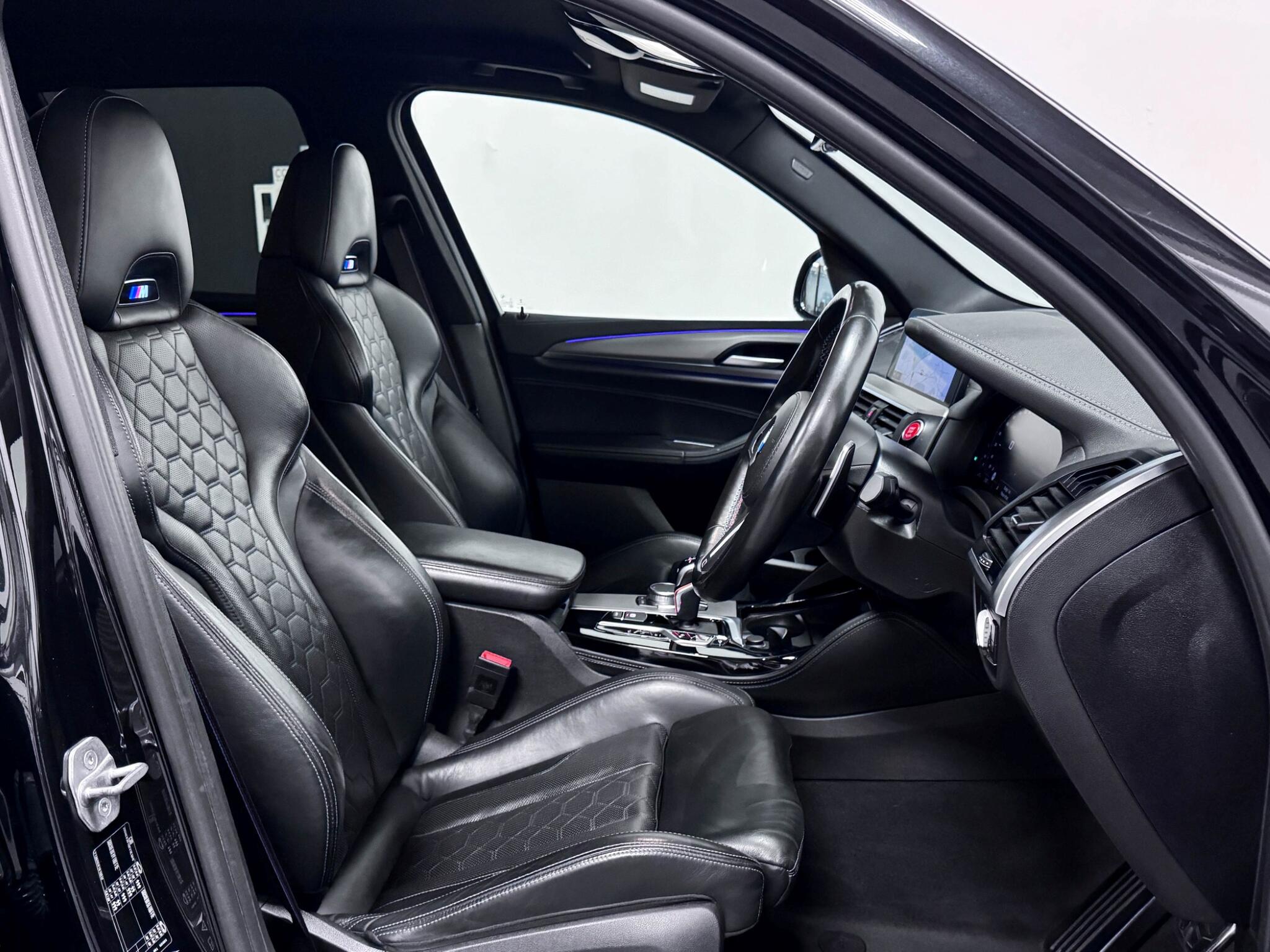 BMW X3 M view 30