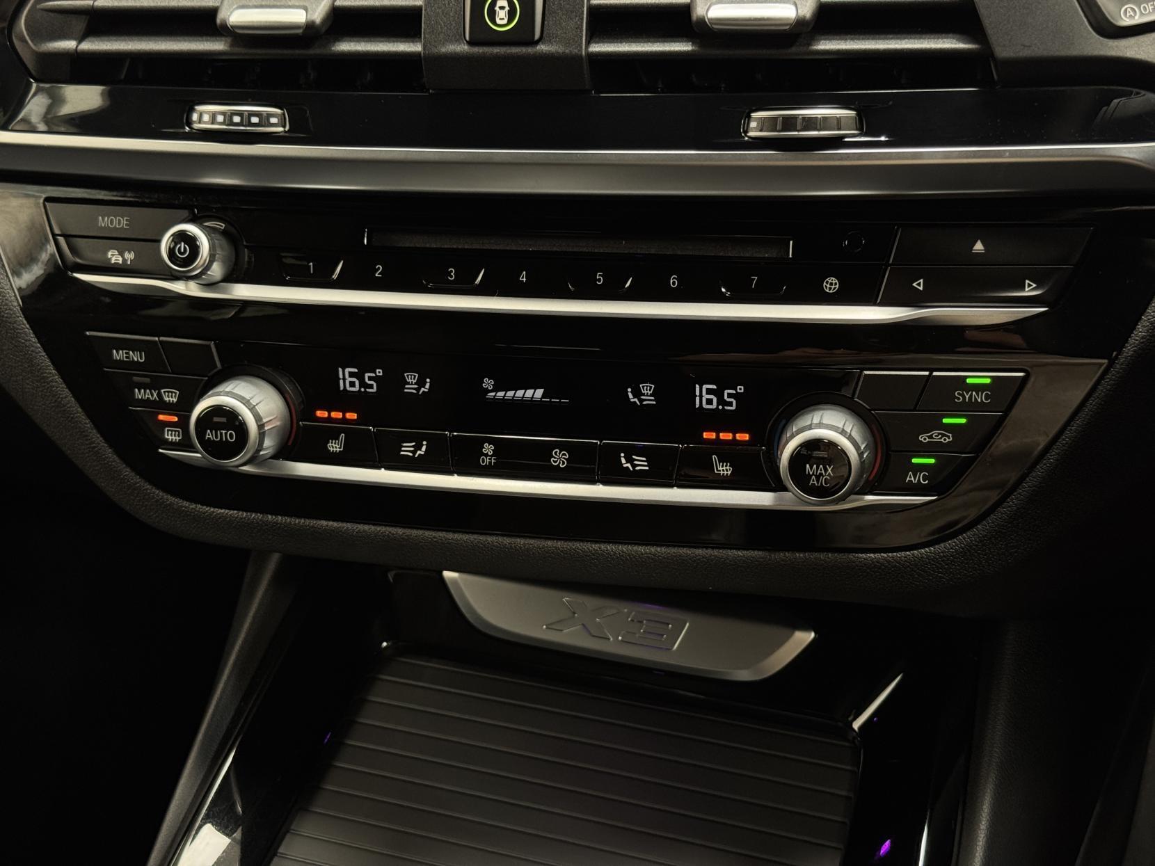 BMW X3 view 32