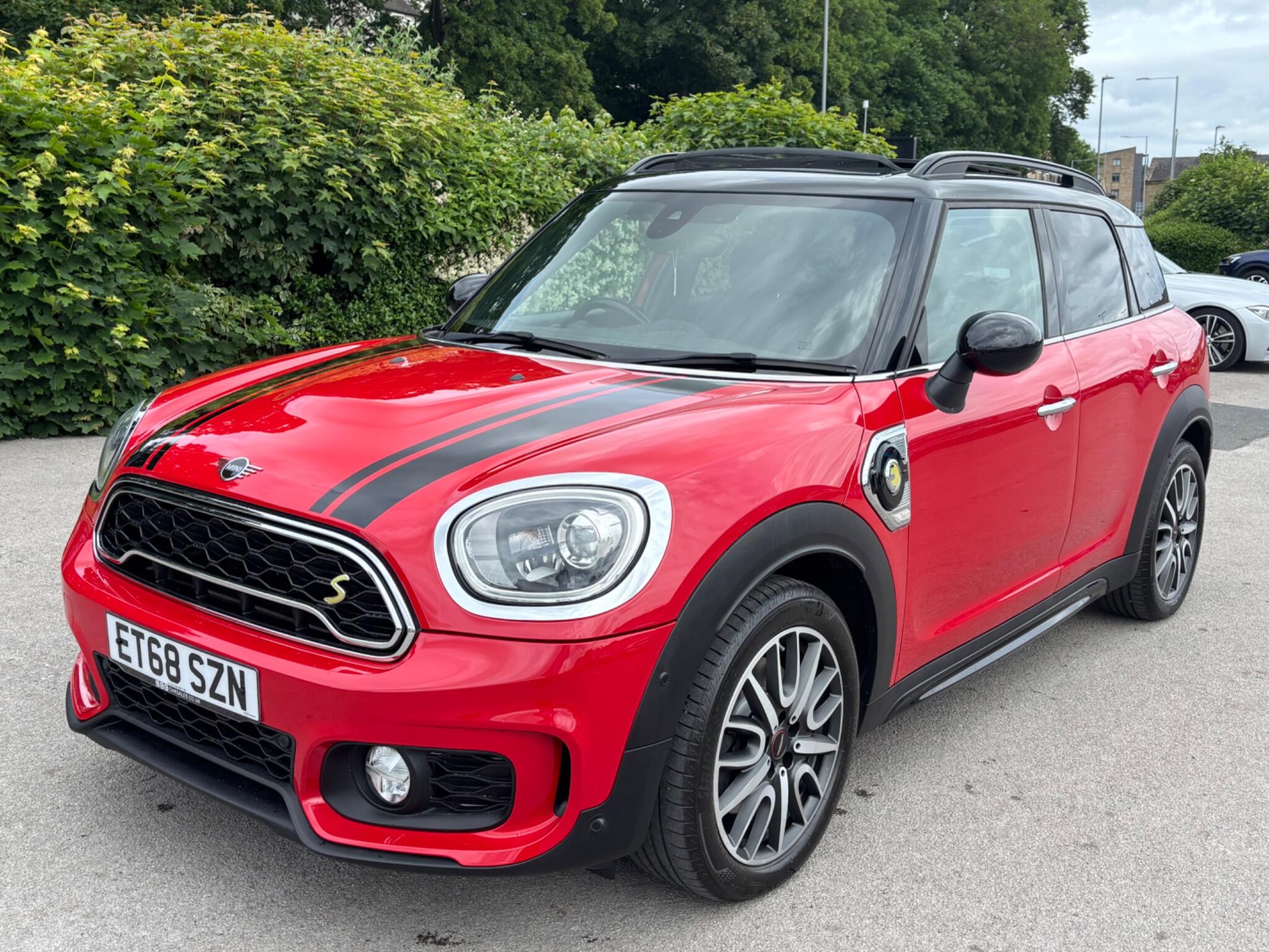 Mini Countryman main image