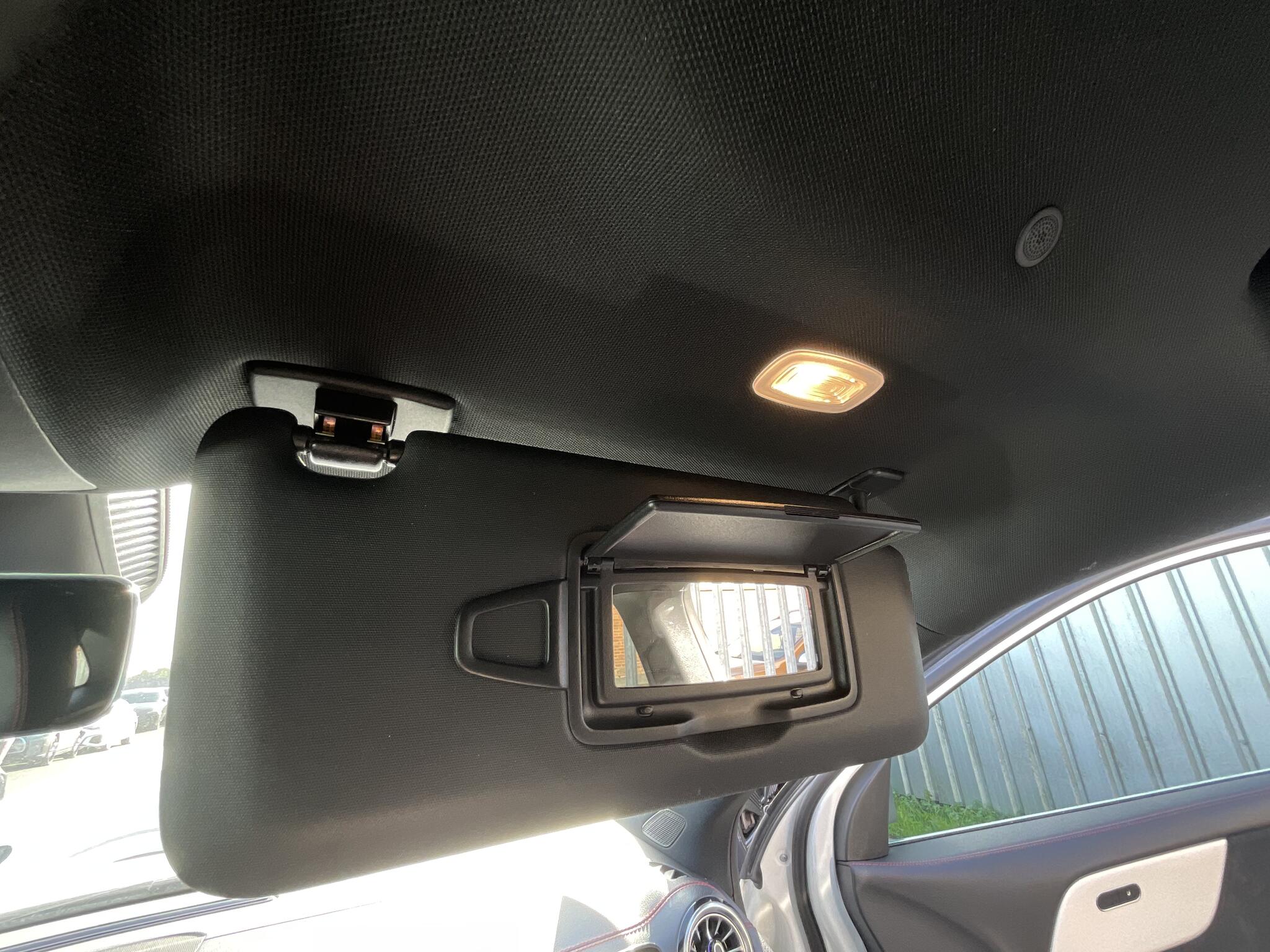 Mercedes-Benz Eqa view 32