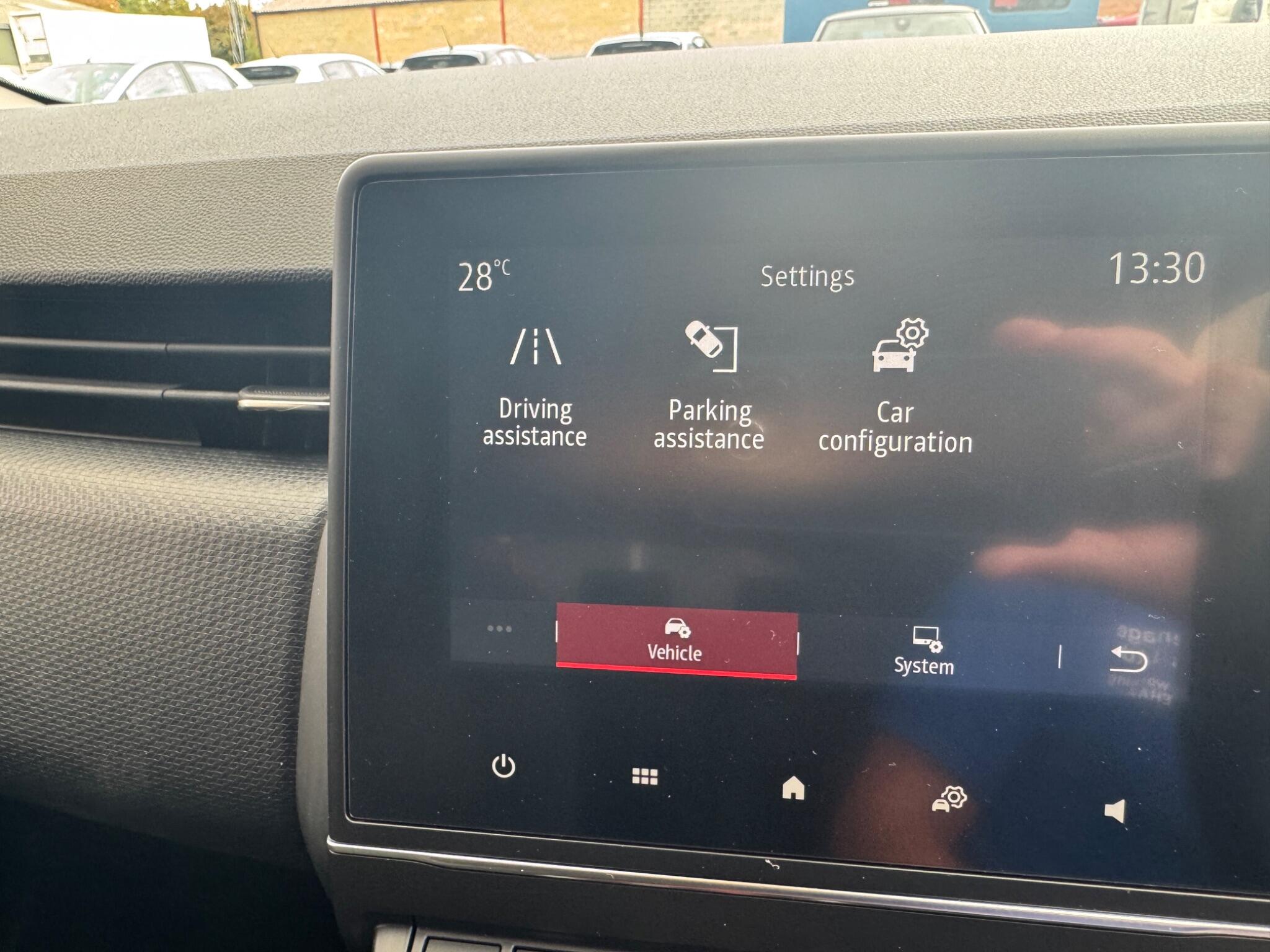 Renault Clio view 28