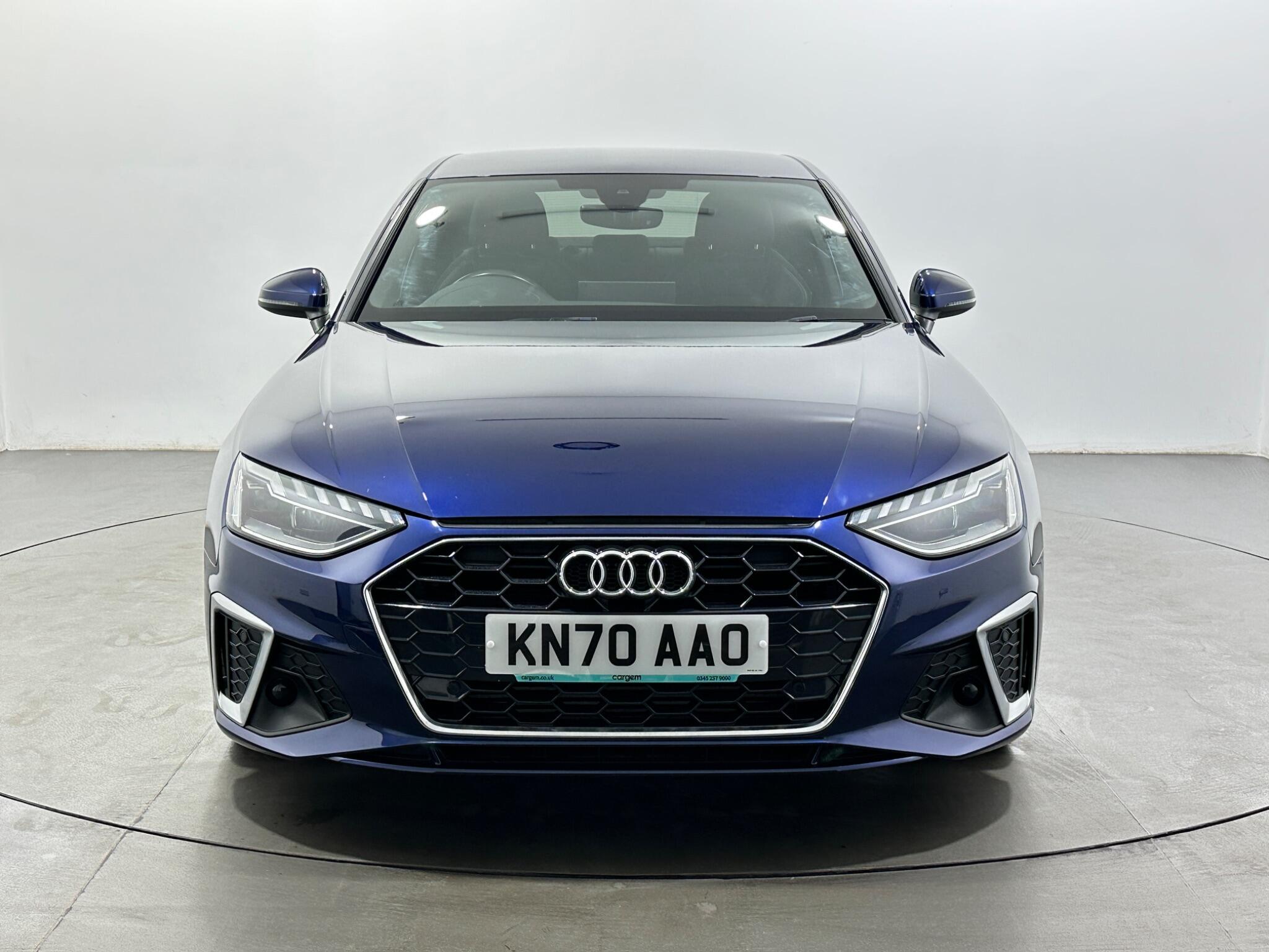 Audi A4 view 3