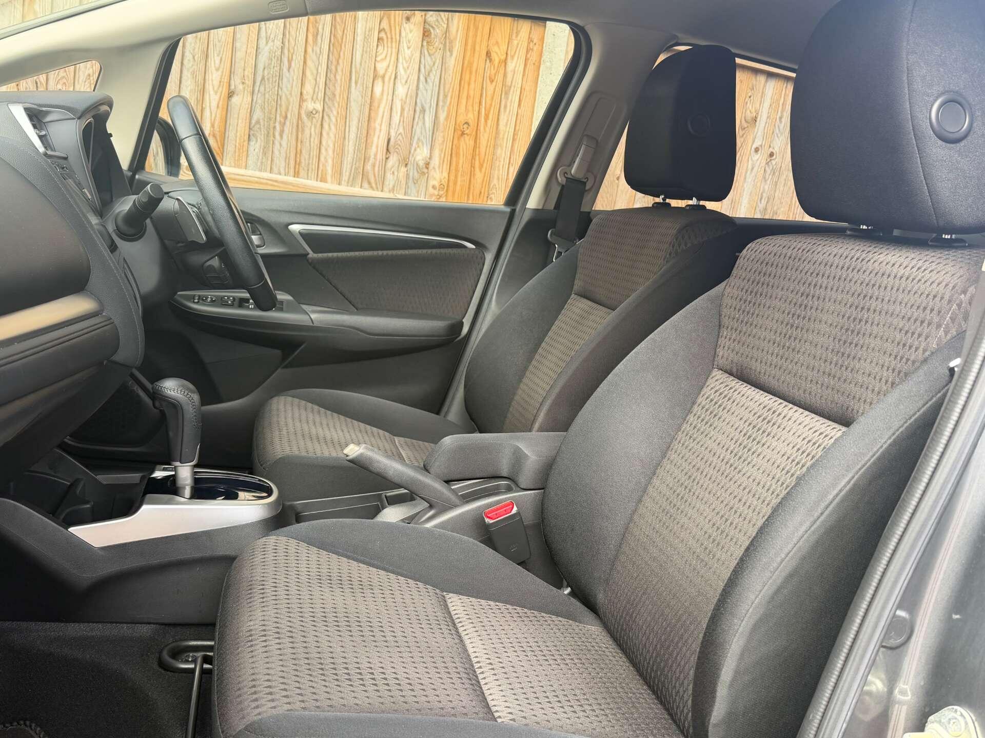Honda Jazz view 18