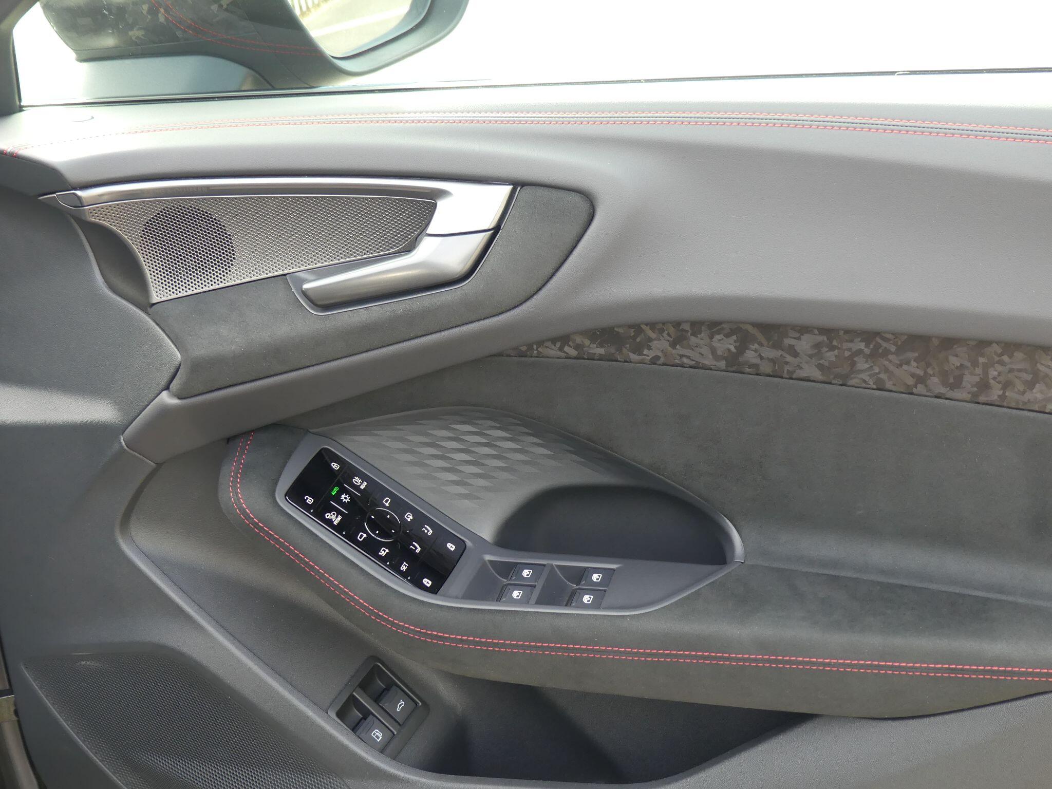 Audi RS5 view 21