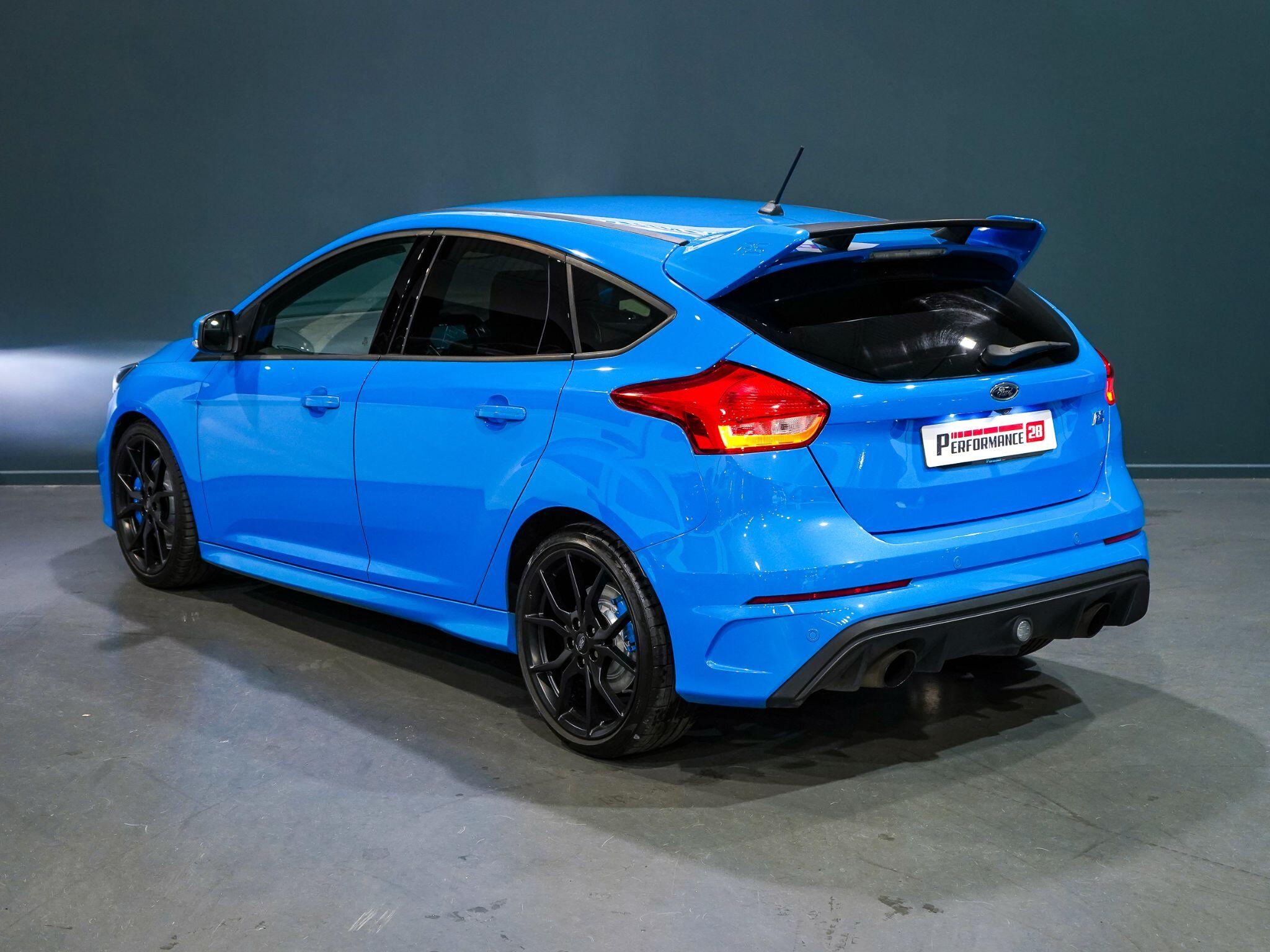Ford Focus view 9