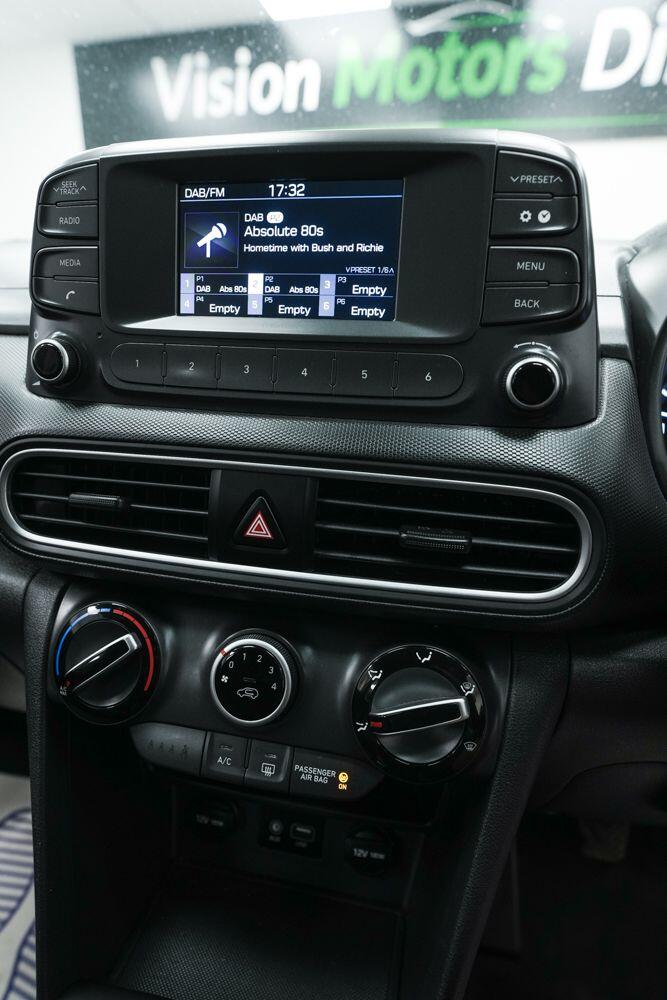 Hyundai Kona view 24