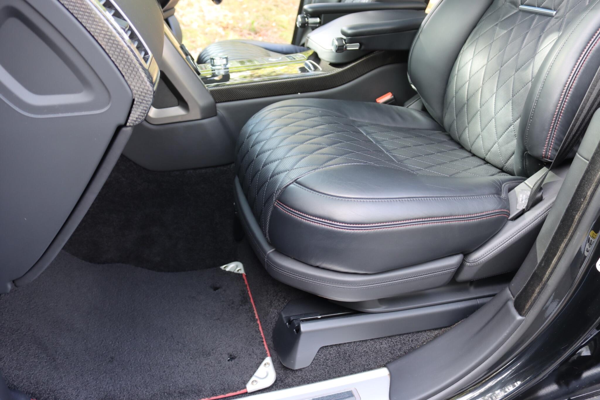 Land Rover Range Rover view 36