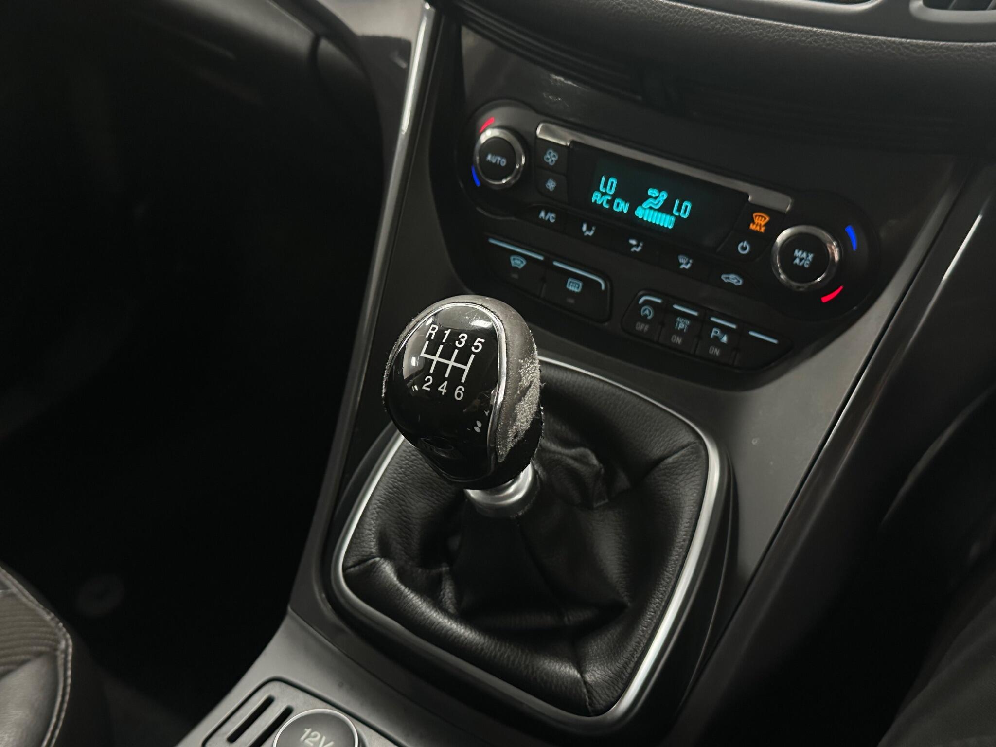 Ford Kuga view 20