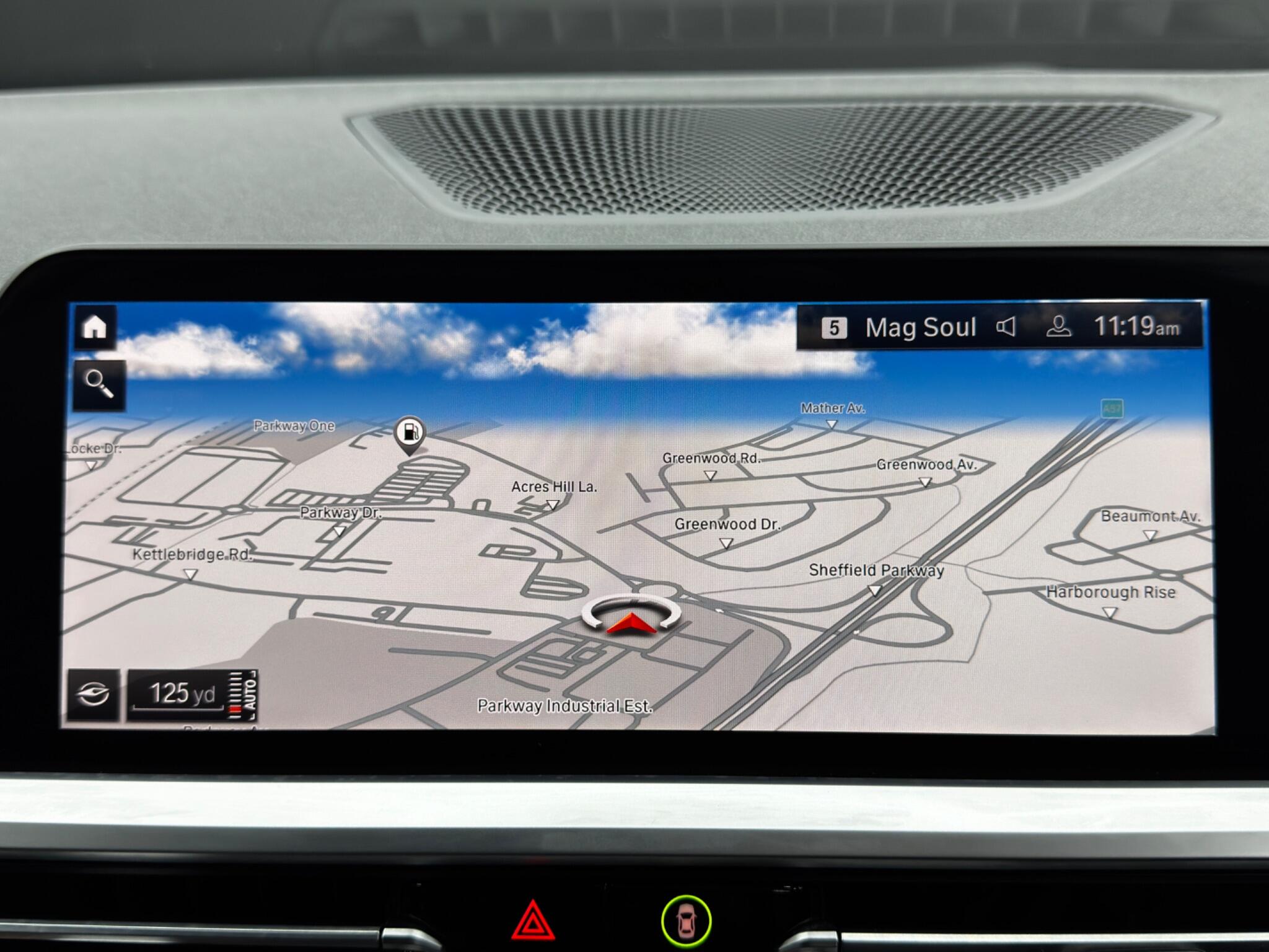 BMW 3 Series view 29