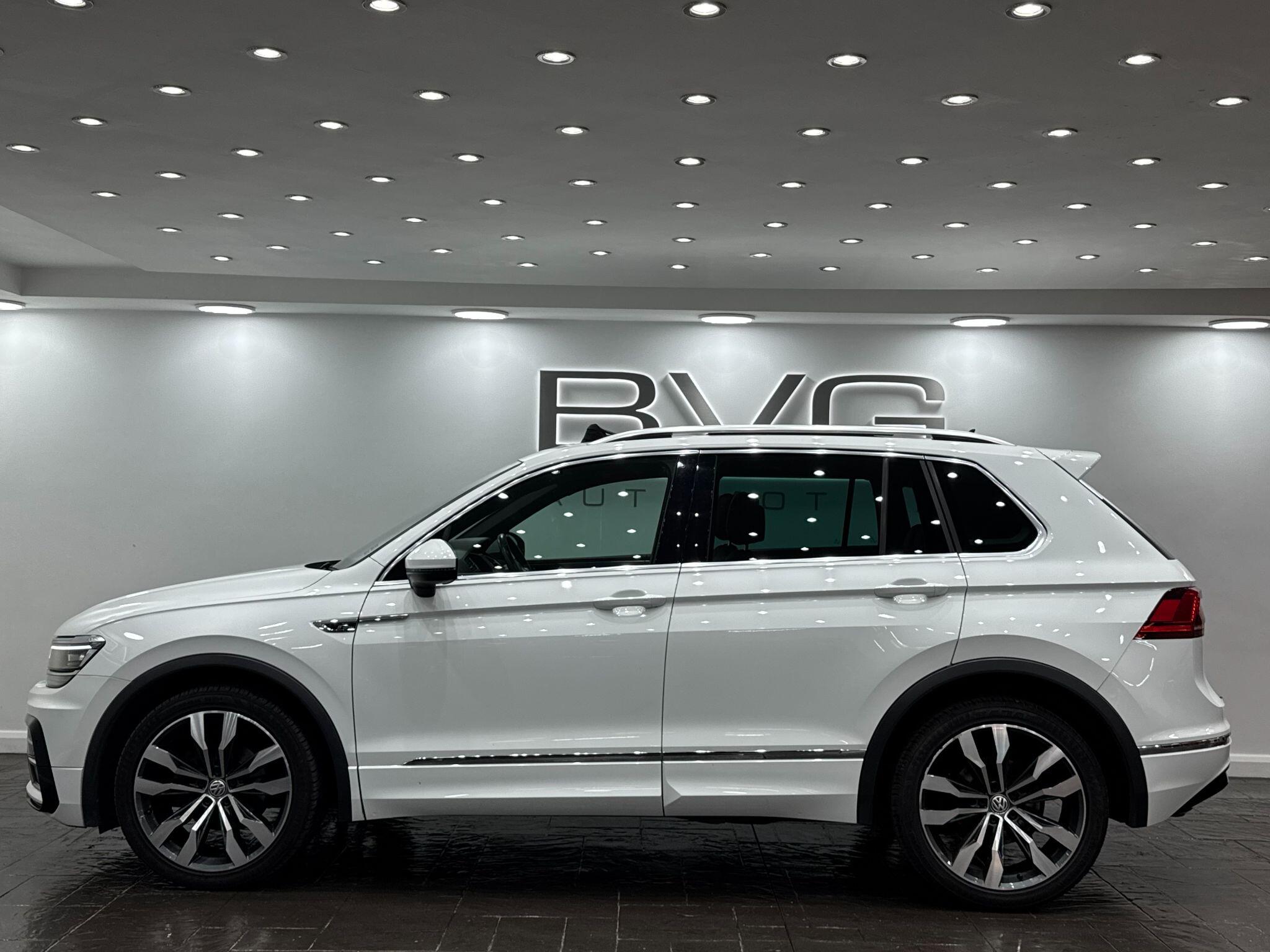 Volkswagen Tiguan view 15