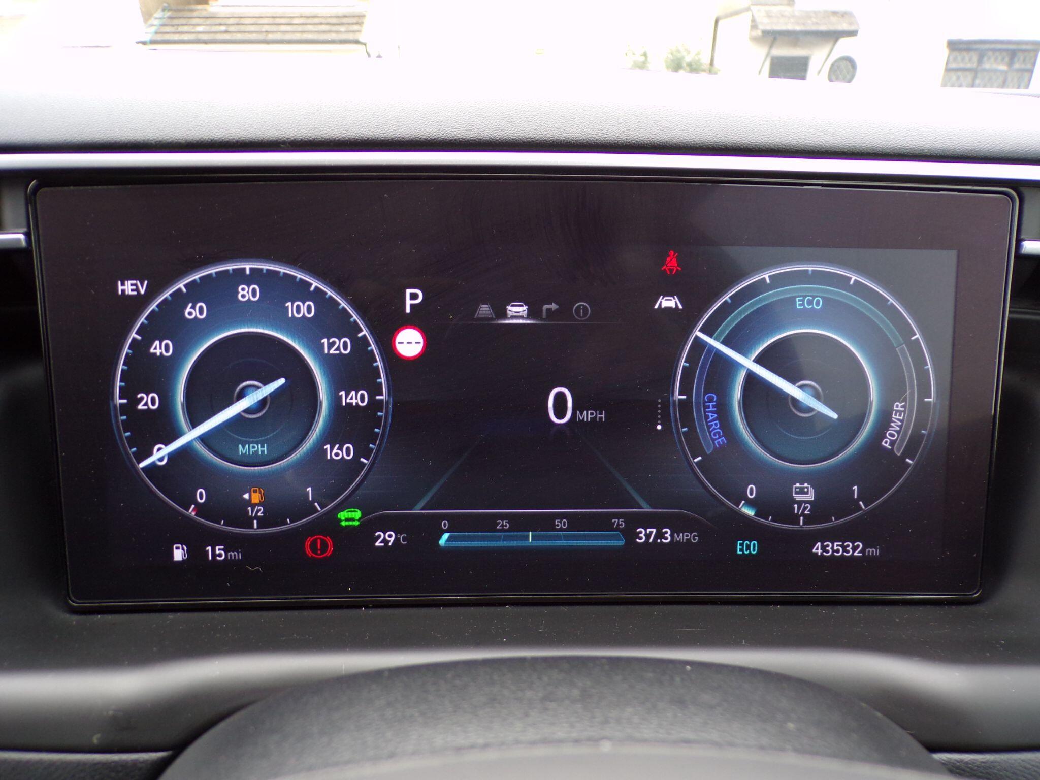 Hyundai Tucson view 32