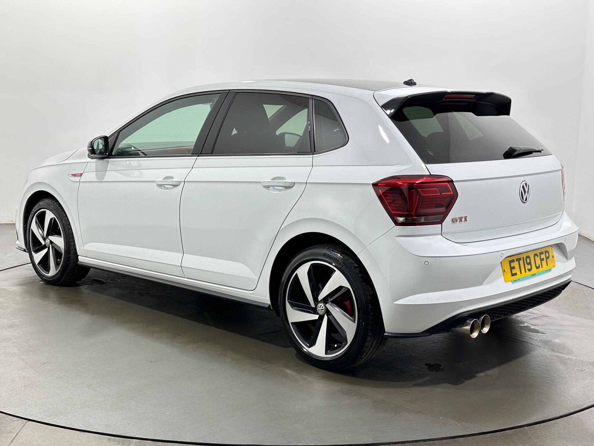 Volkswagen Polo view 6